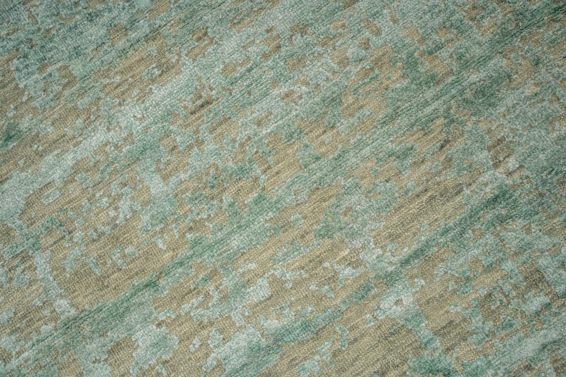 Handknotted Carpet DIA- 702 CHECK, Sage & Axolotl