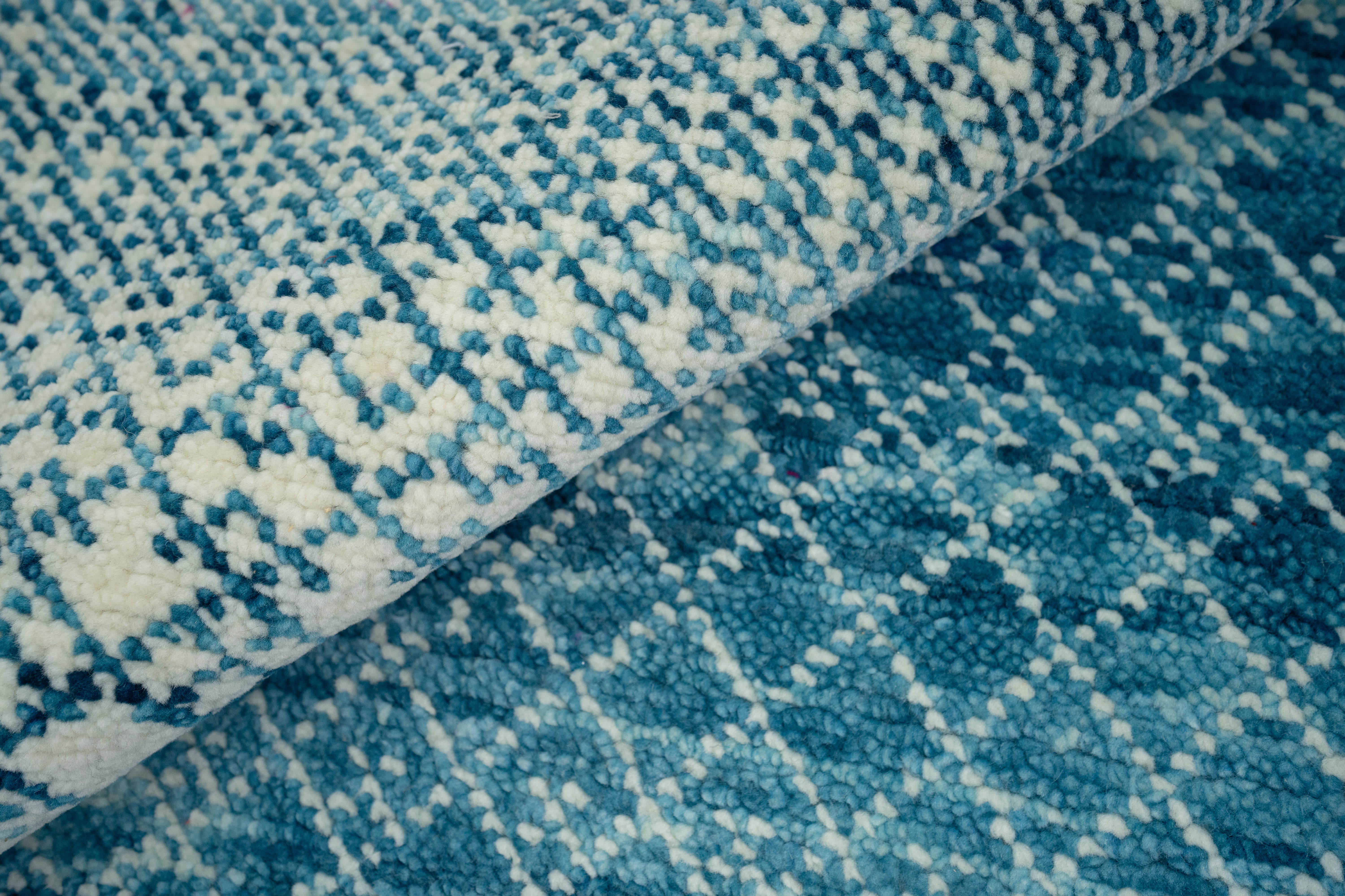 Handknotted Carpet DIA- 705 DCM