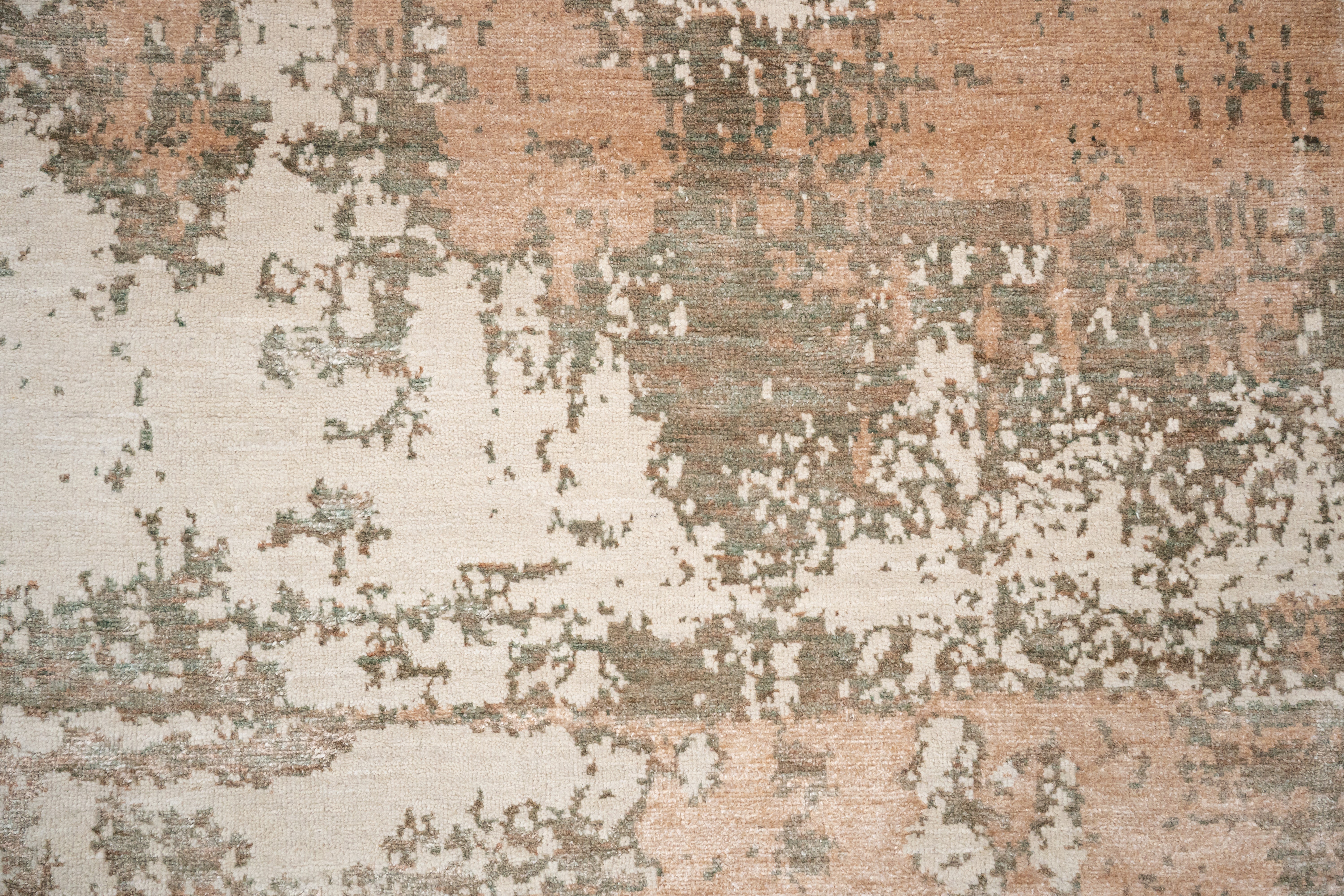 HandKnotted Abstract Carpet DIA- 738 GALAXY 23 Dust Storm, Light Taupe & Umber