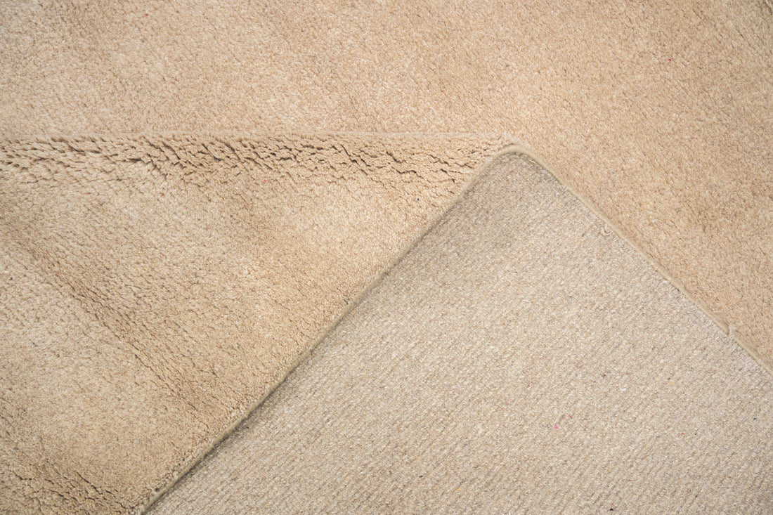 Handknotted Carpet DIA- 744 PLAIN