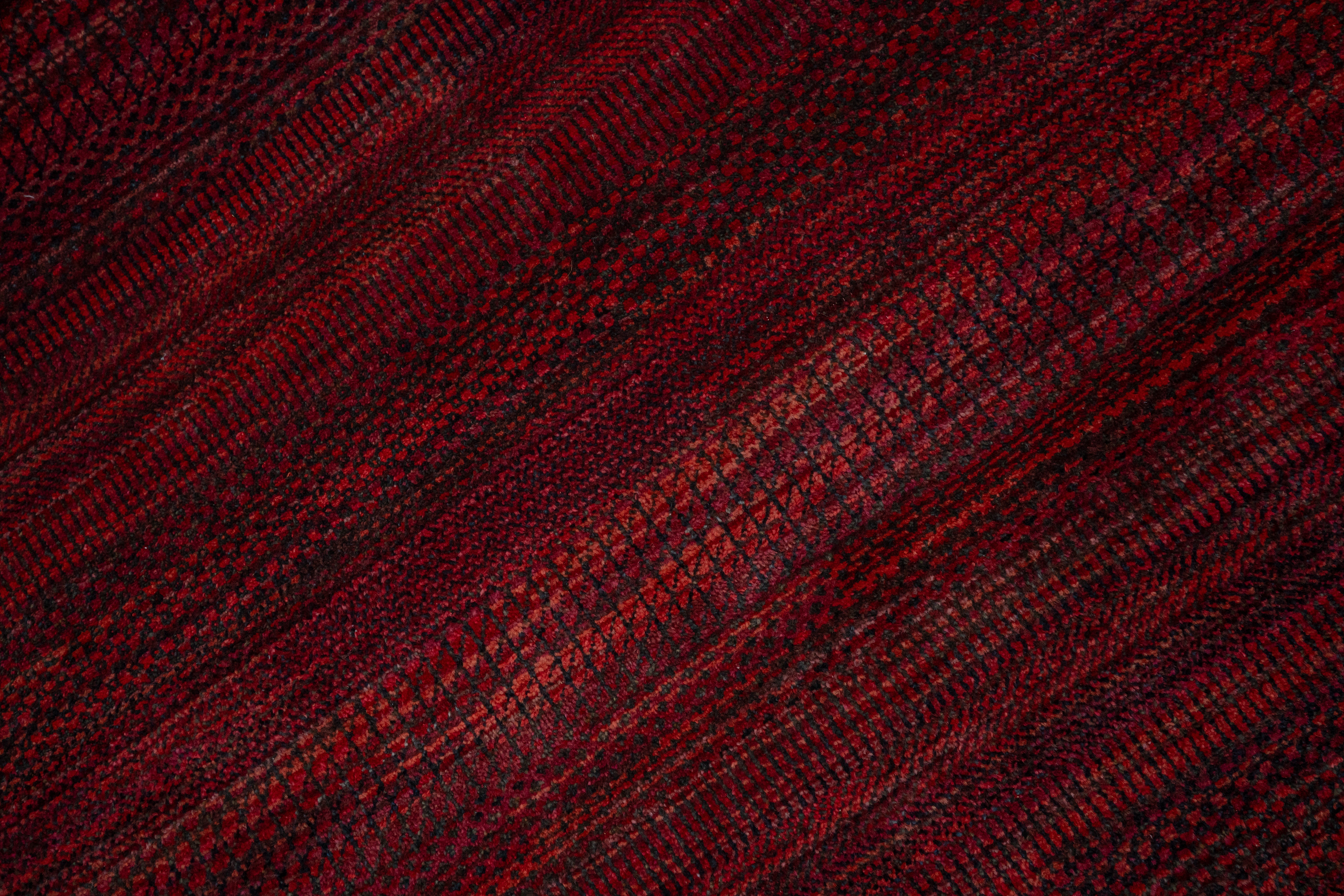 Handknotted Carpet DIA- 830 MCN,  Rust & Black