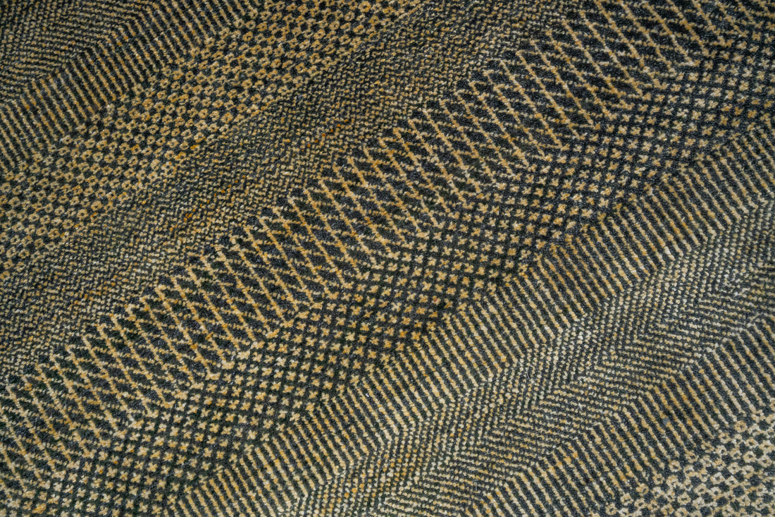 Handknotted Carpet DIA- 85 MCN,  Black Olive & Aztec Gold