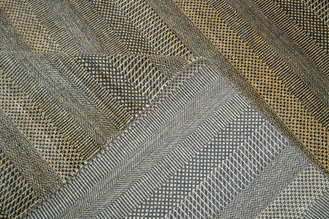 Handknotted Carpet DIA- 85 MCN,  Black Olive & Aztec Gold