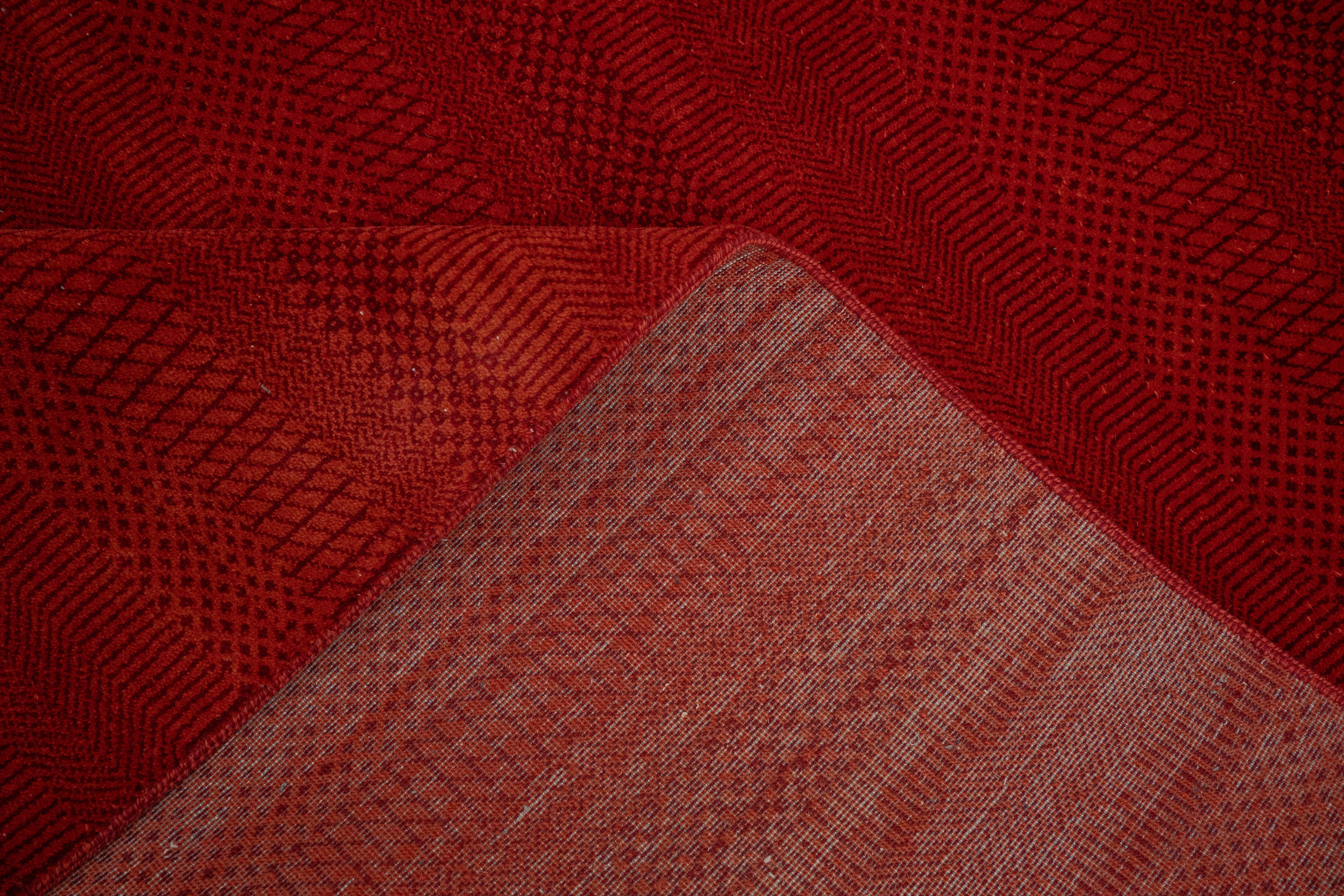 Handknotted Carpet, DIA- 892 MCN, Red & Rust