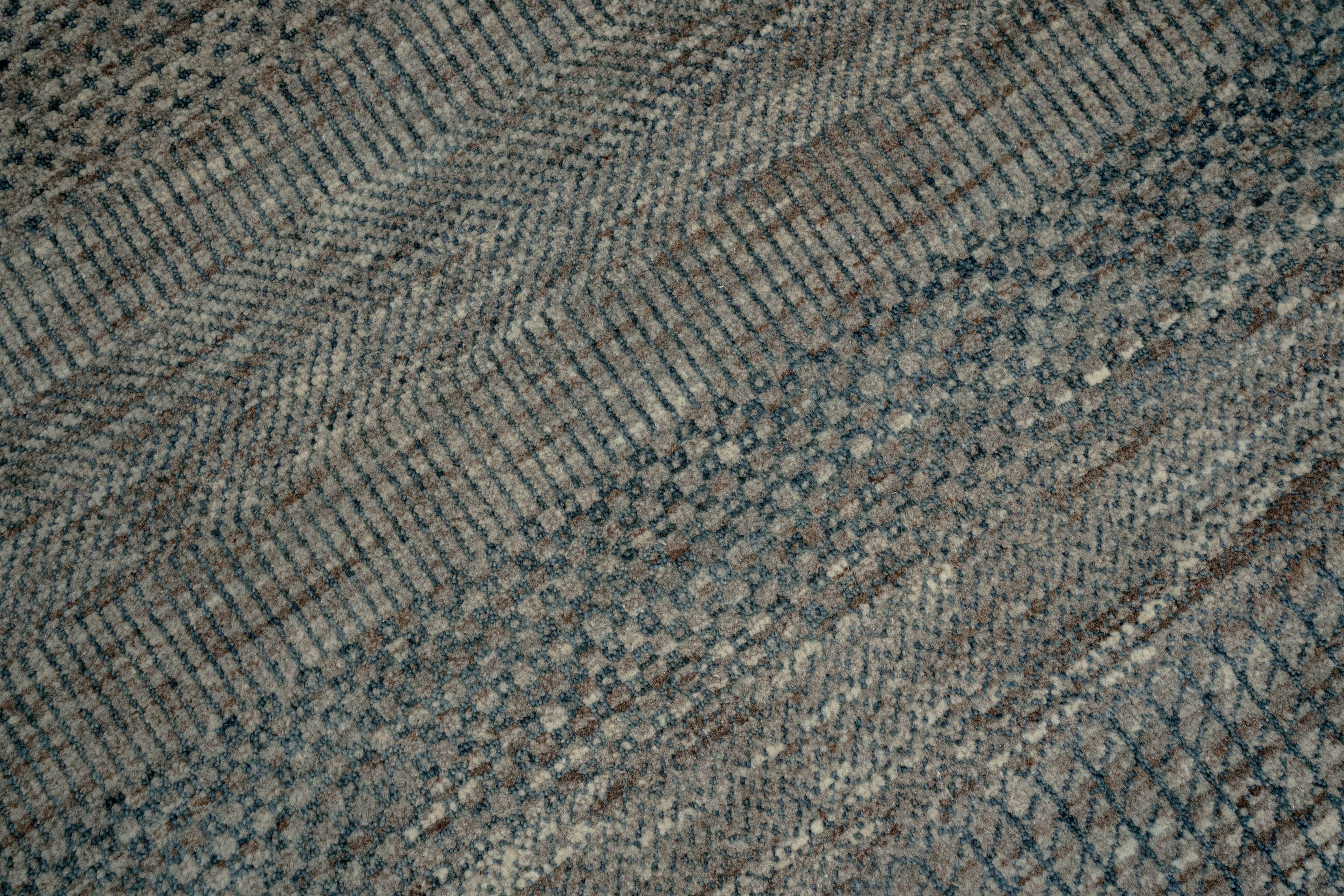 Handknotted Carpet DIA- 1585
