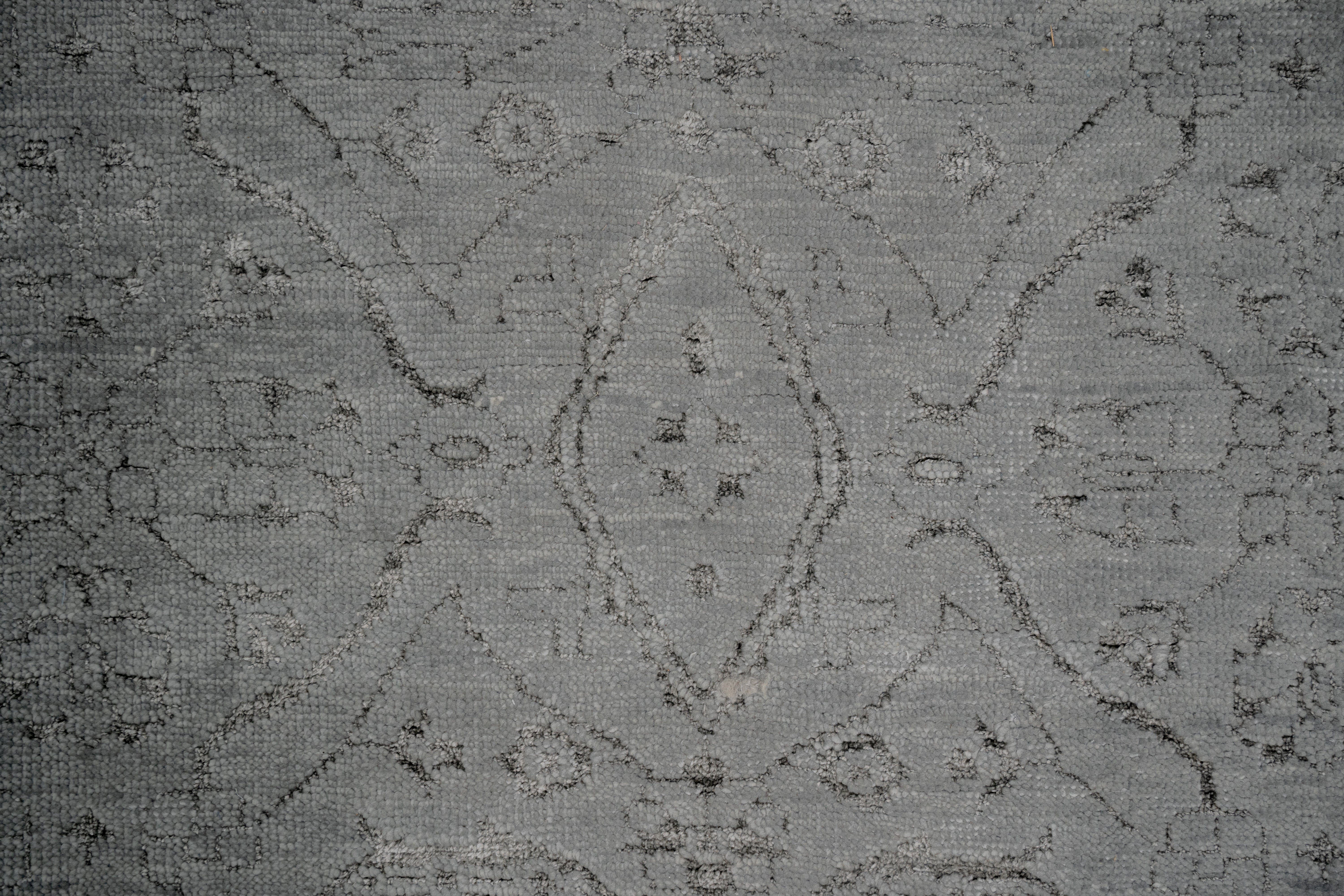 Handknotted Modern Carpet DIA- 2603