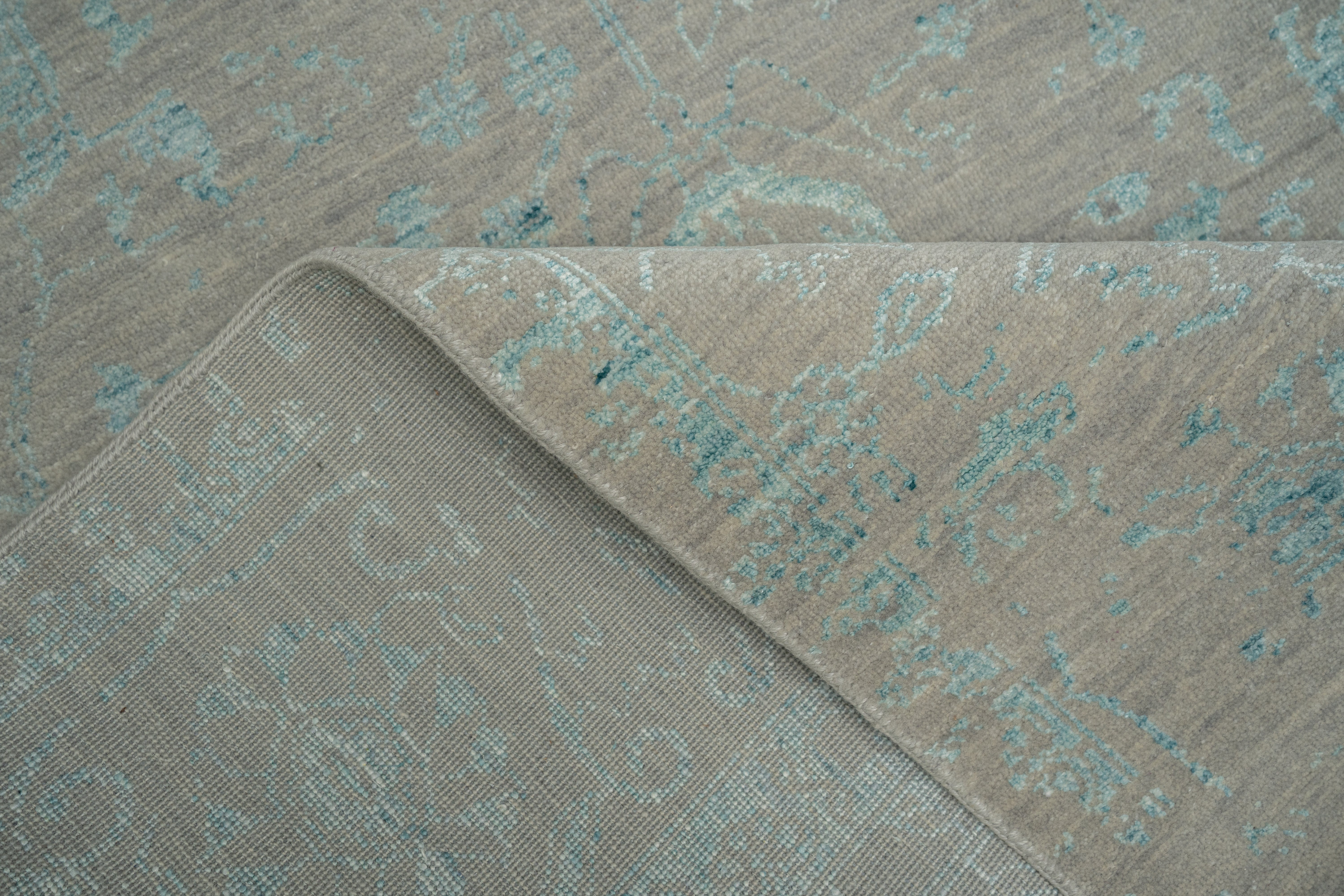 Handknotted Carpet DIA- 2839