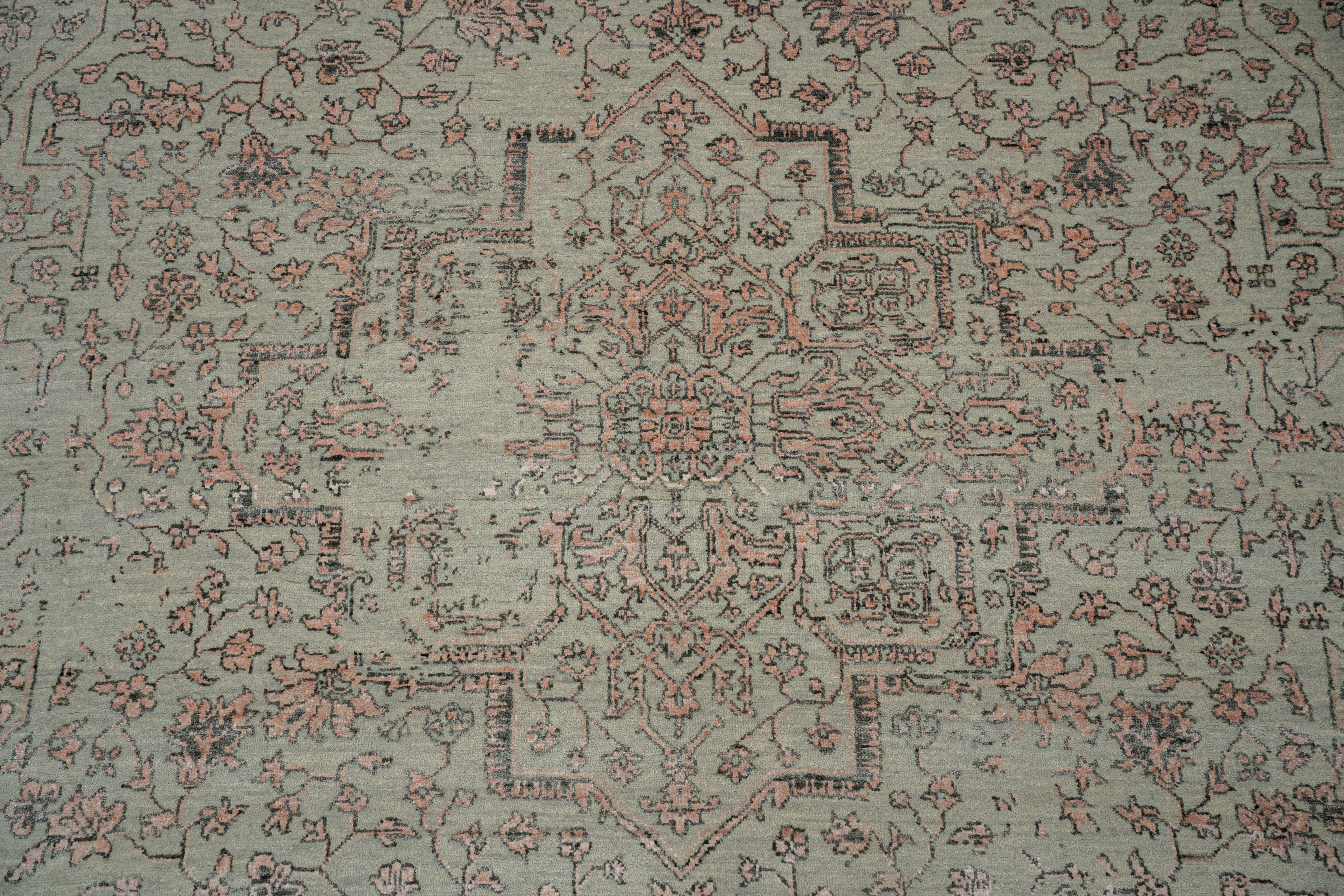 Handknotted Modern Carpet DIA- 3377 SERAPI