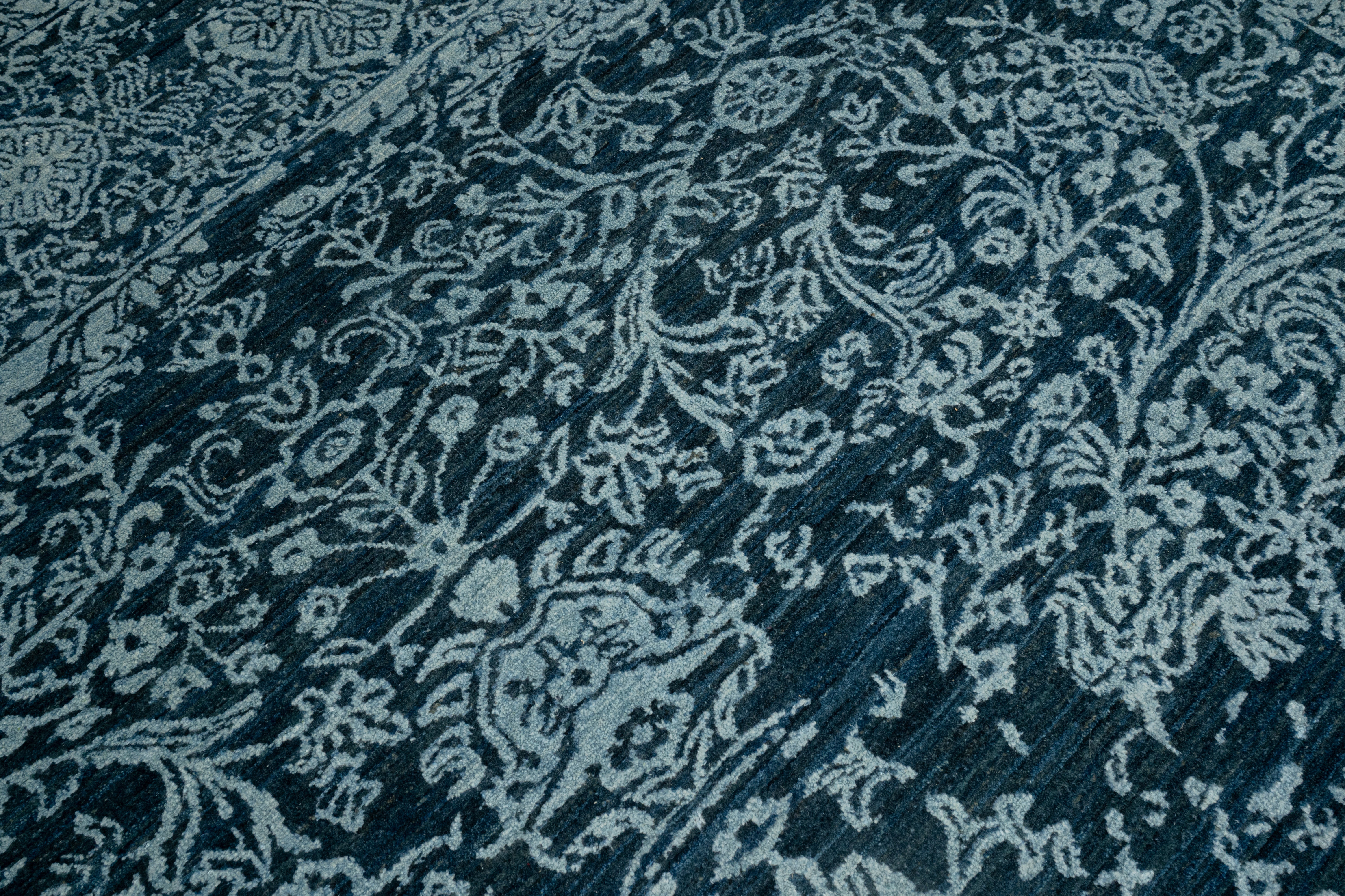 Handknotted Modern Carpet DIA- 3879 JK ROUND