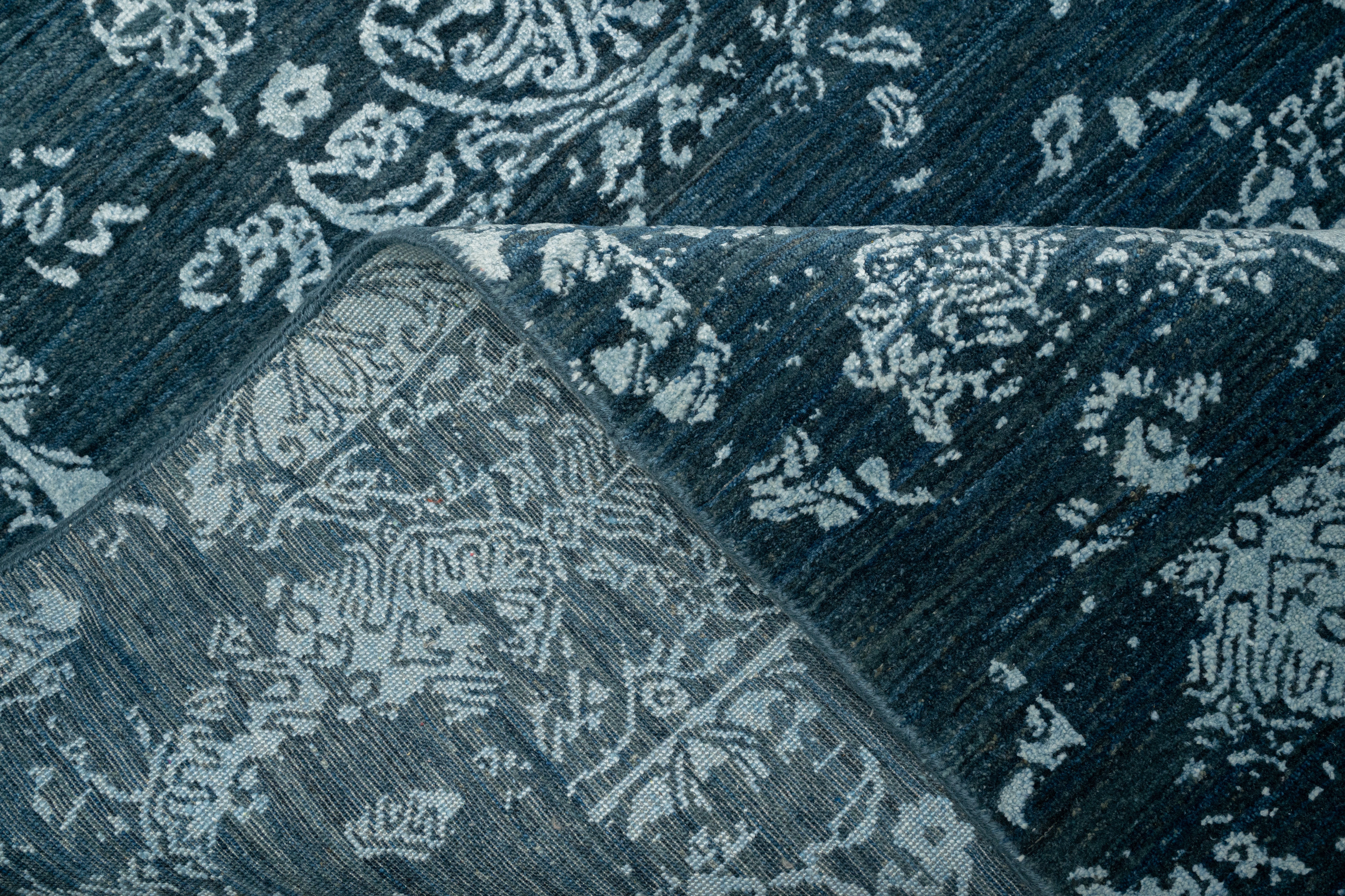 Handknotted Modern Carpet DIA- 3879 JK ROUND
