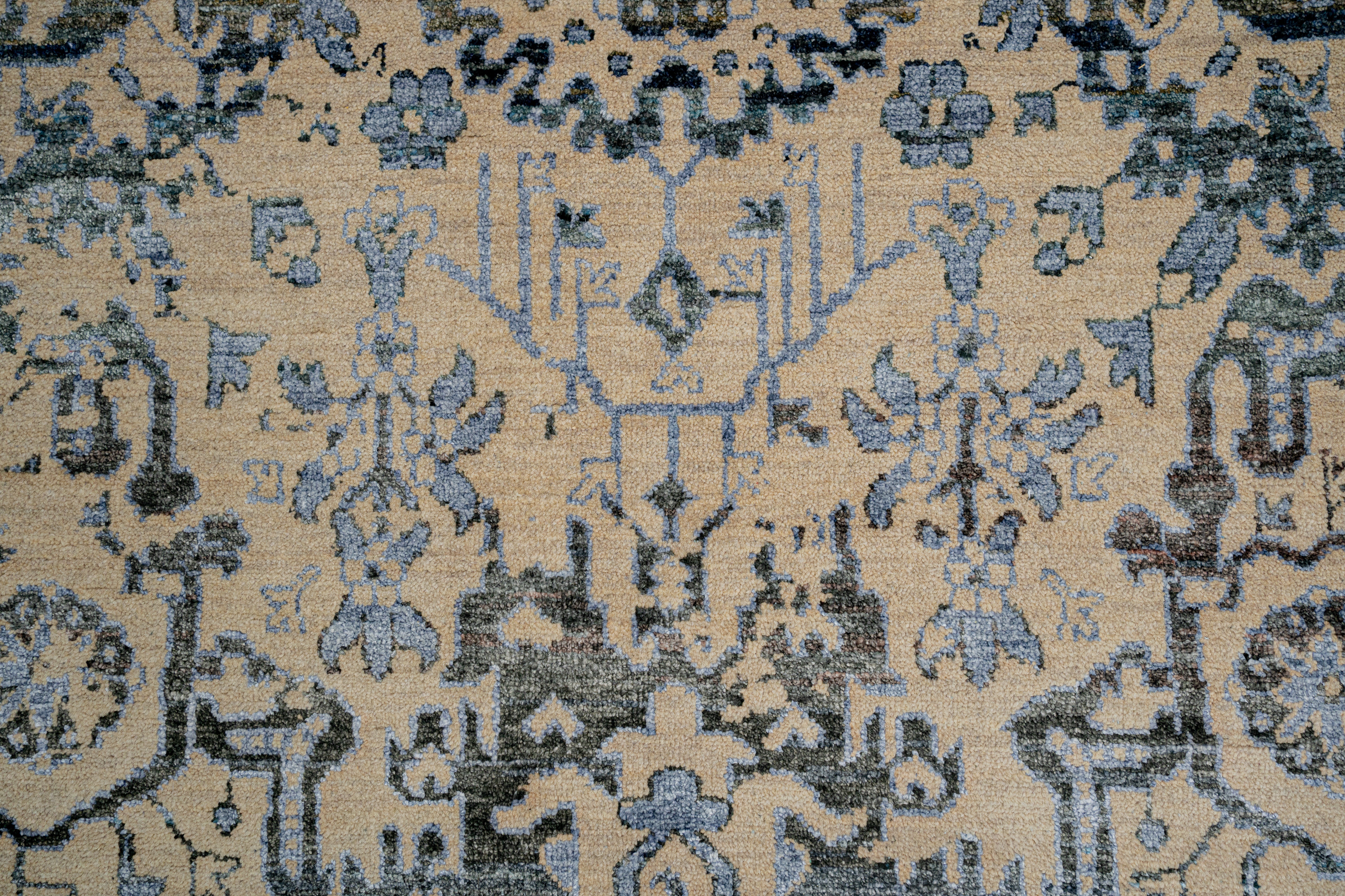 Handknotted Modern Carpet DIA- 780 MAHAL
