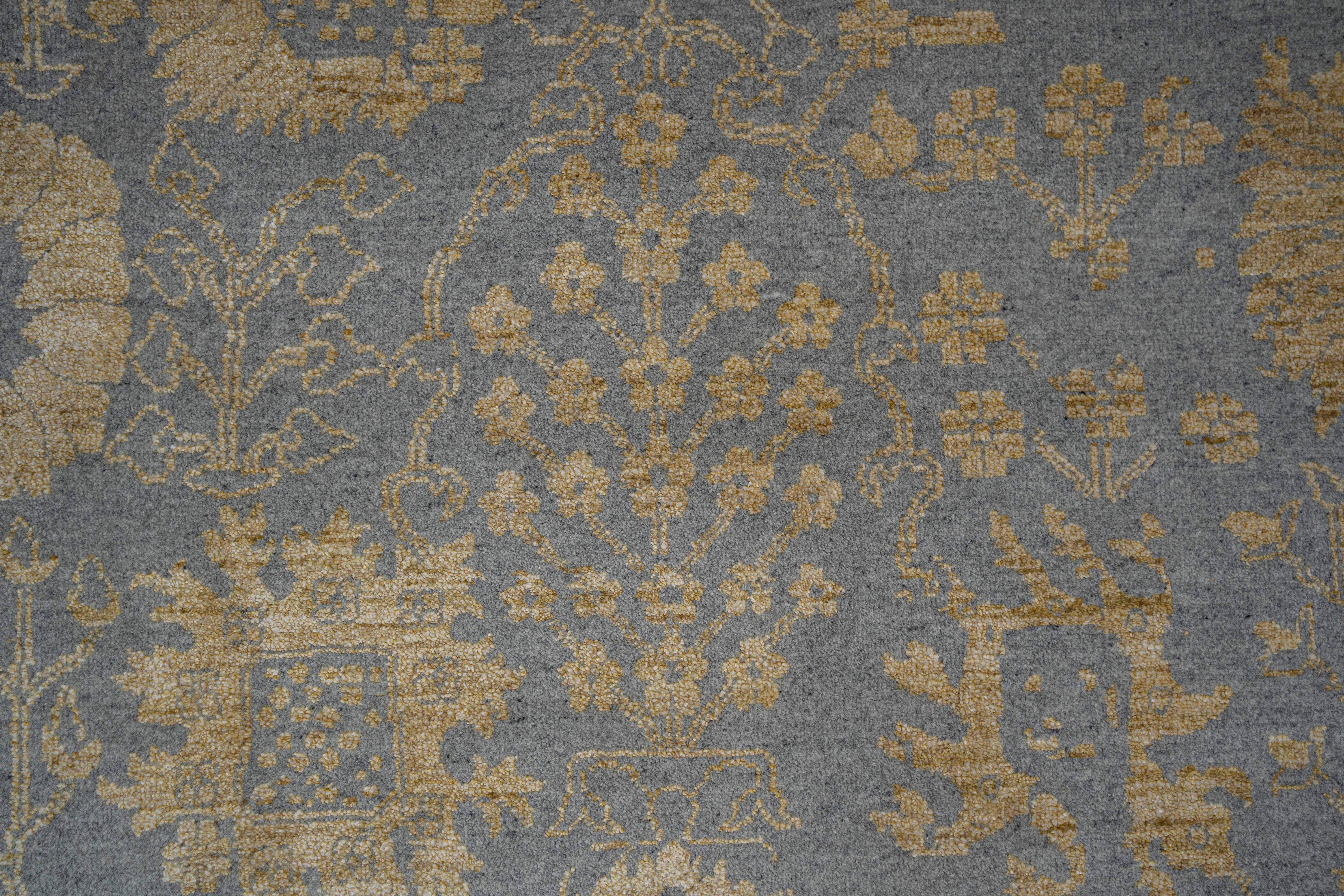 Handknotted Modern Carpet DIA- 2210 VASE 3