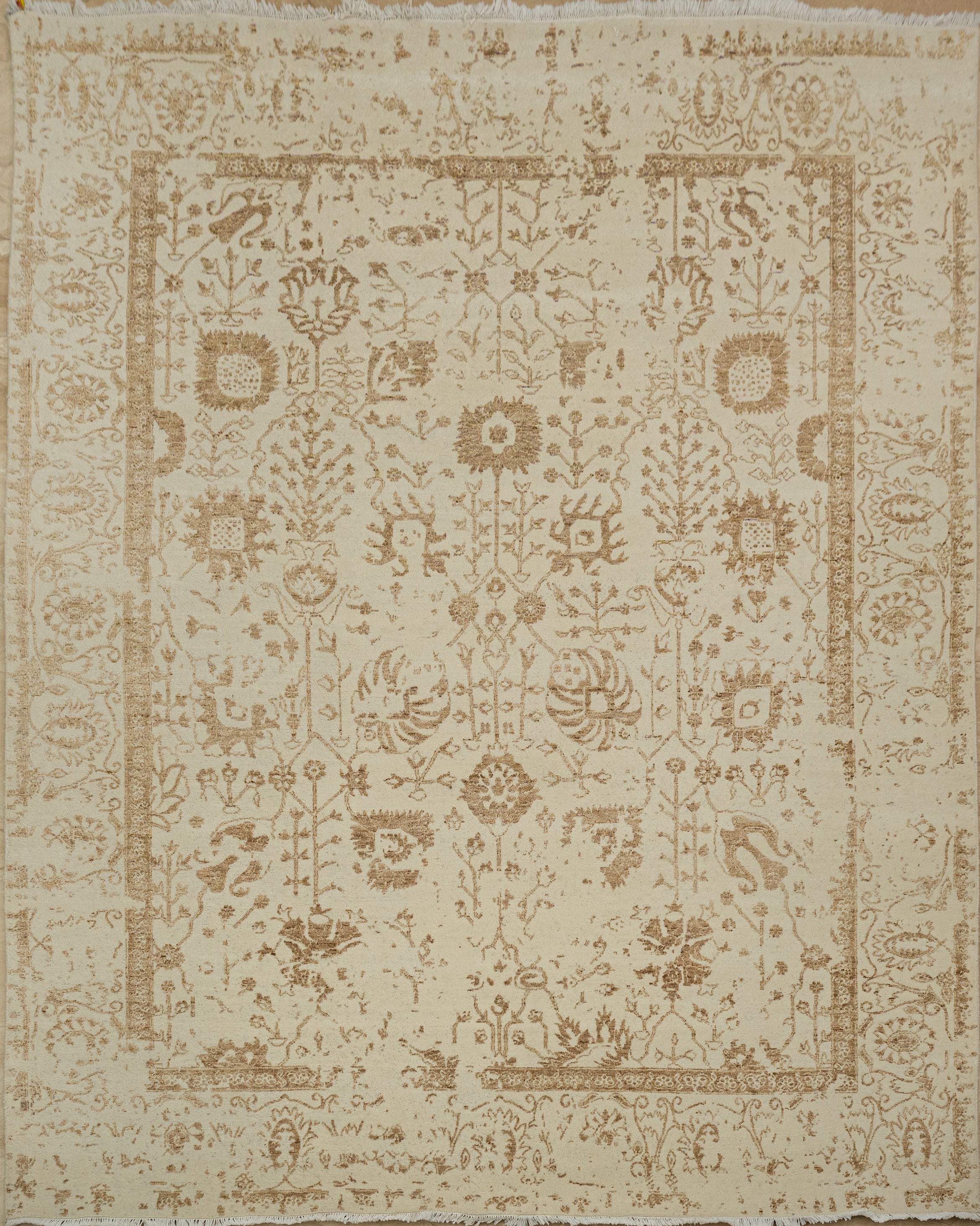 Handknotted Modern Carpet DIA- 4354 VASE 3