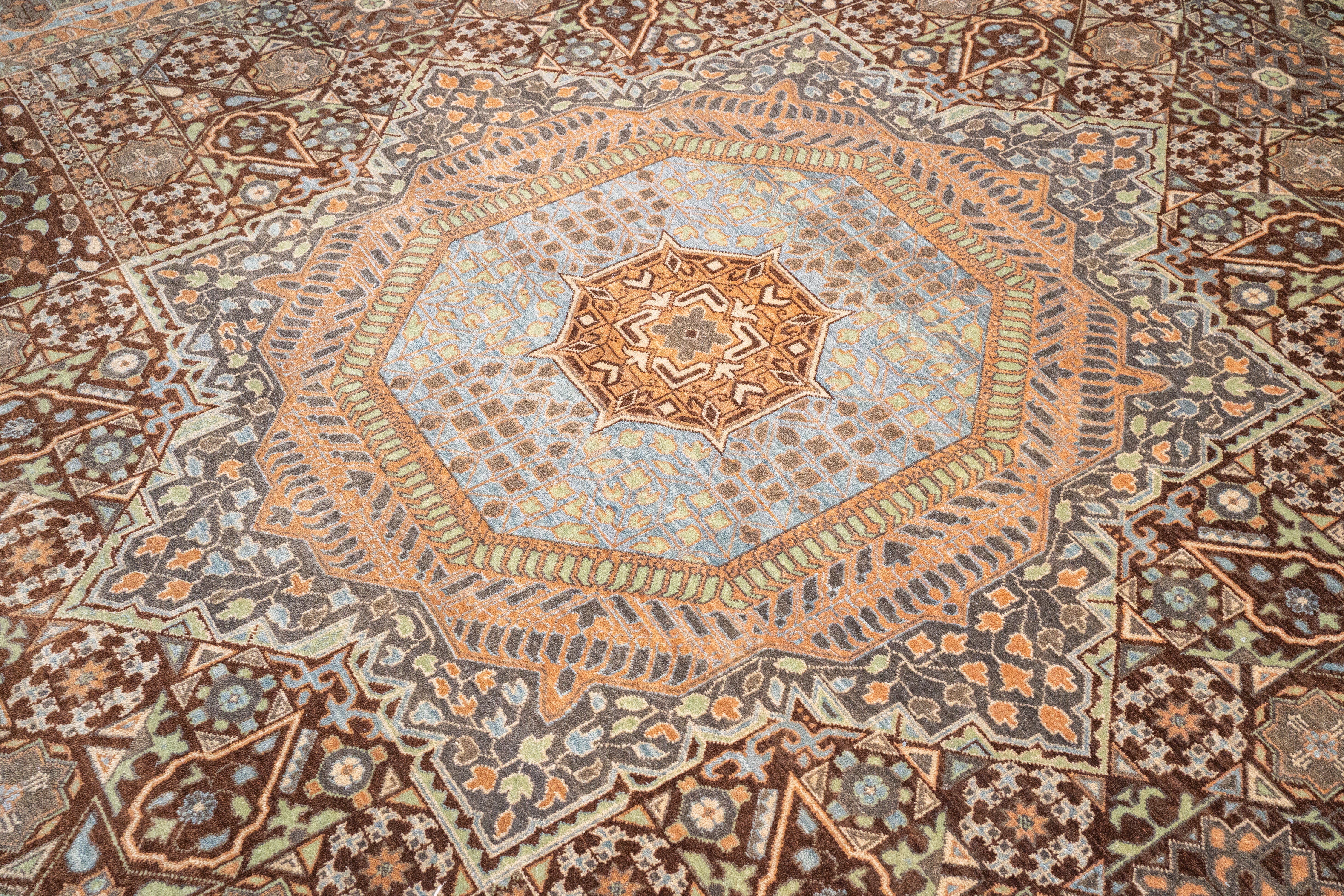 Handknotted Carpet DIA- 910 MAMLUK, BROWN & MULTI