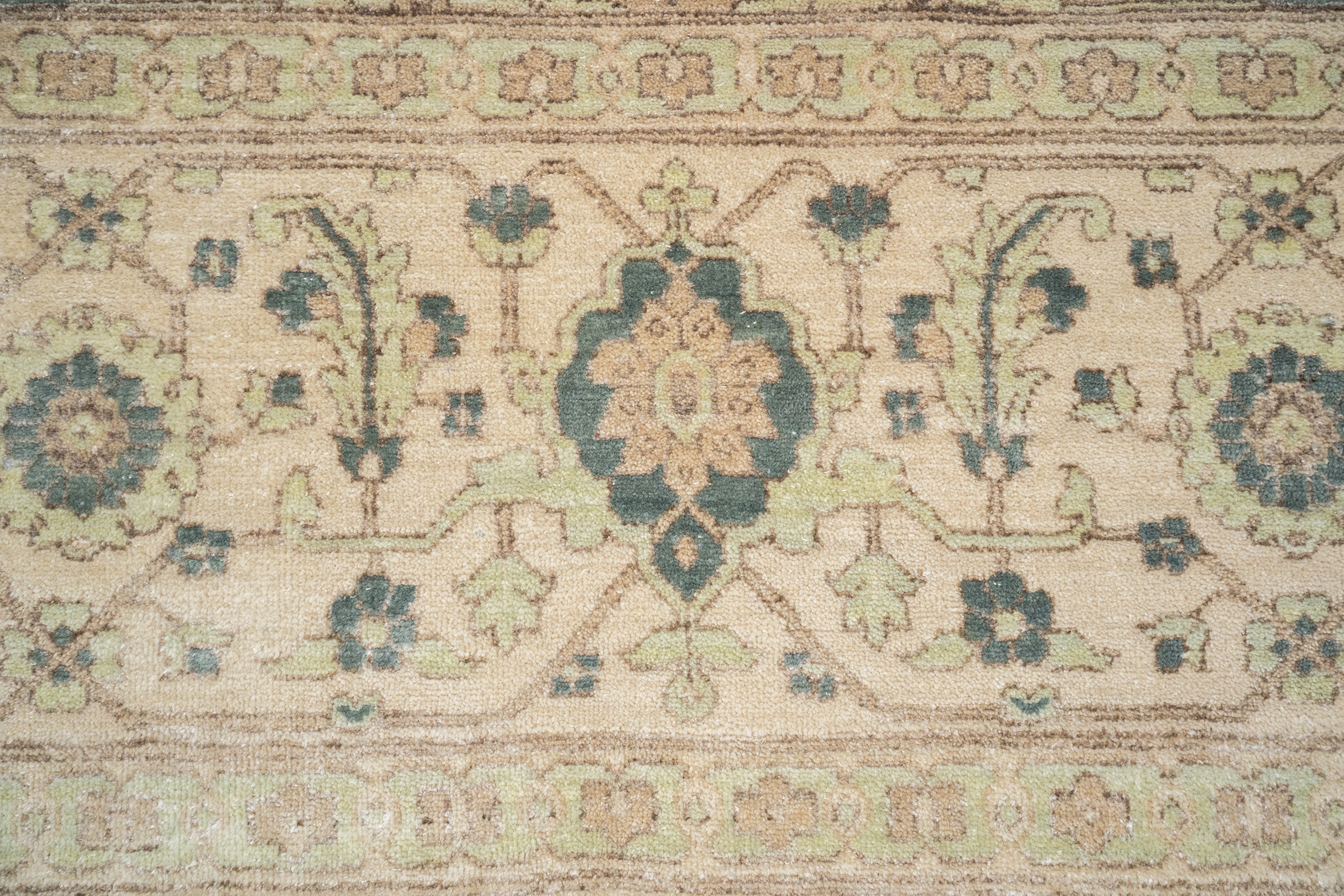 Handknotted Modern Erased Carpet Serapi DIA- 911 Pearl, Dolphin Gray, Dark Vanilla & Smoke