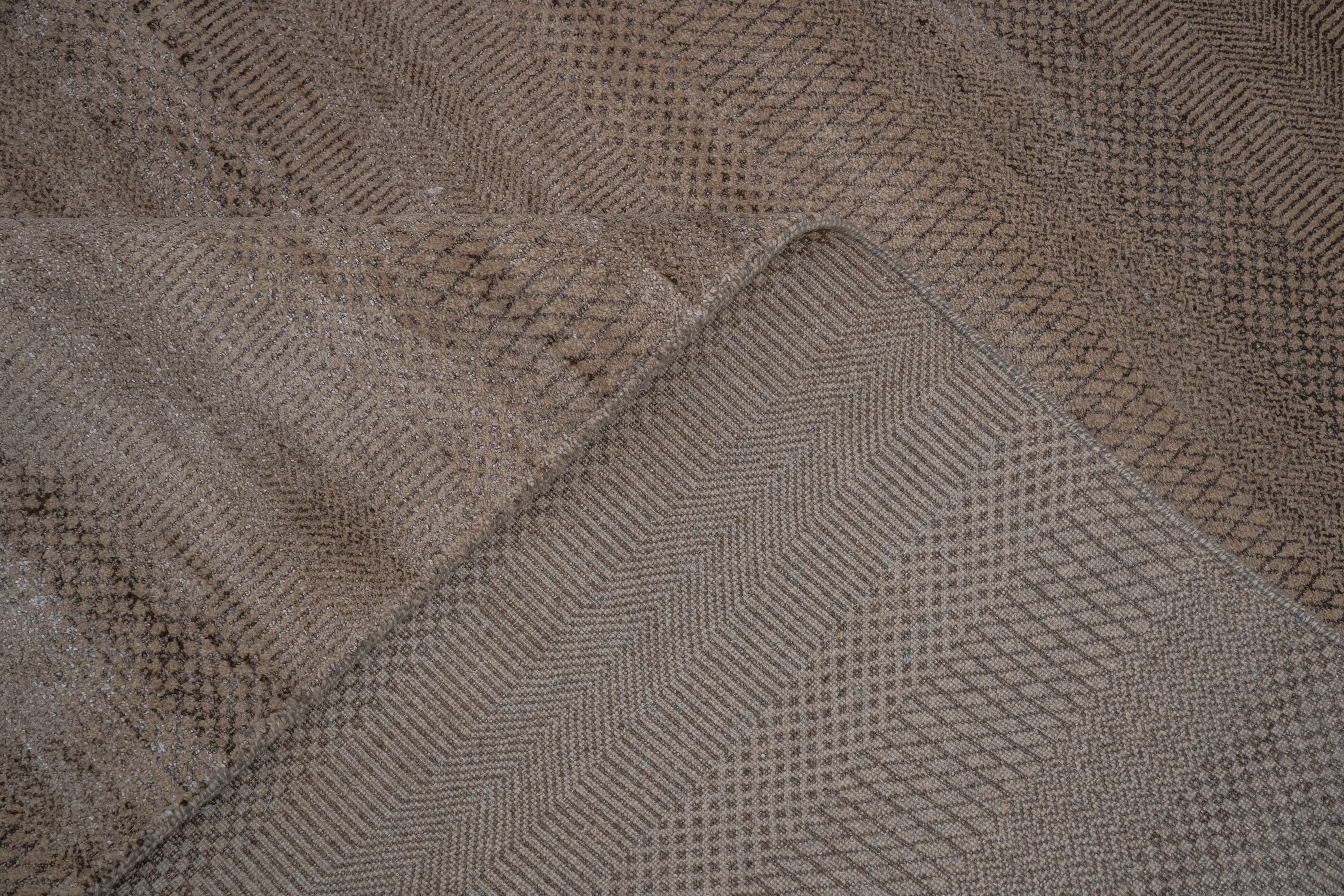 Handknotted Carpet DIA- 911 MCN,  Natural & Brown