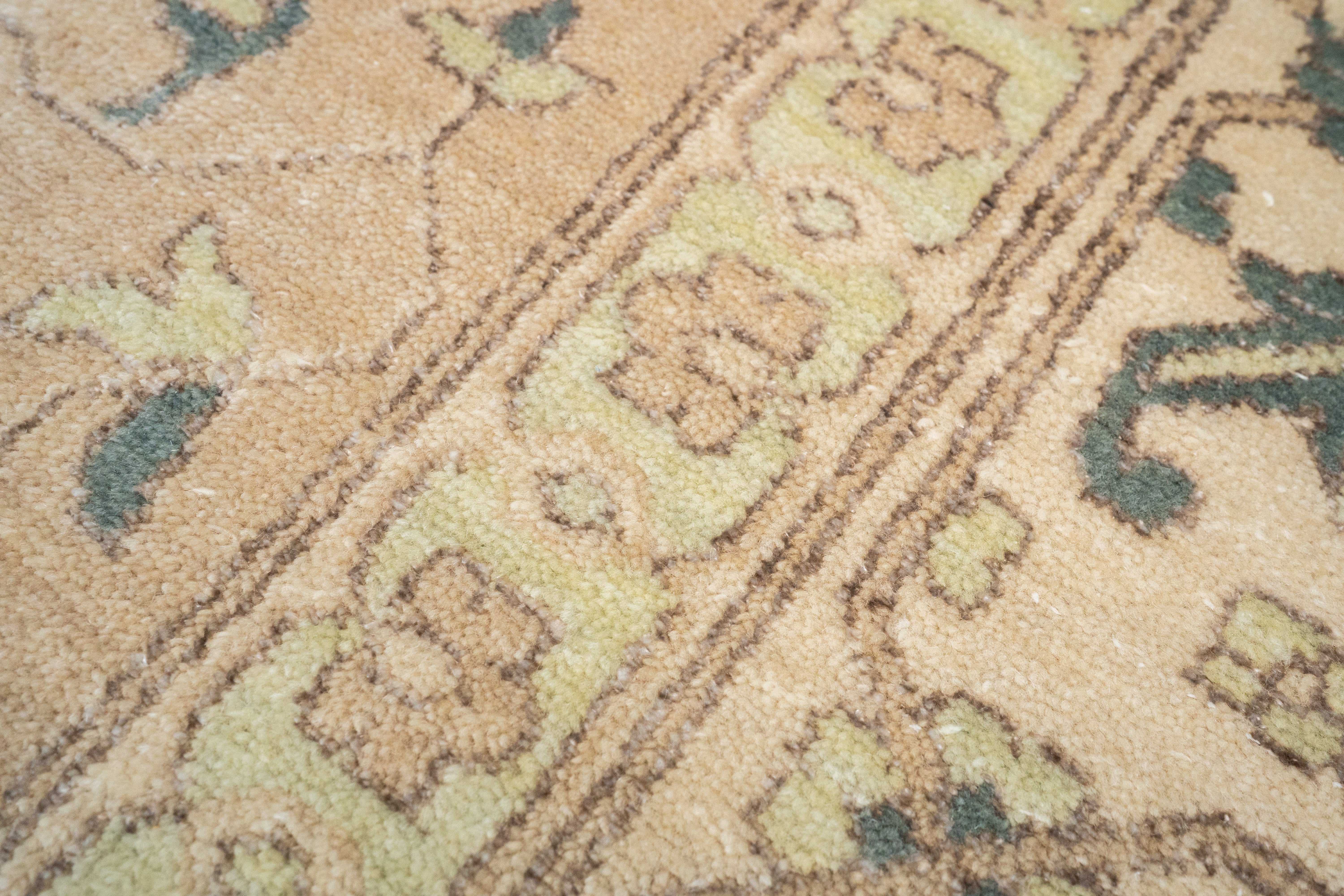 Handknotted Modern Erased Carpet Serapi DIA- 911 Pearl, Dolphin Gray, Dark Vanilla & Smoke