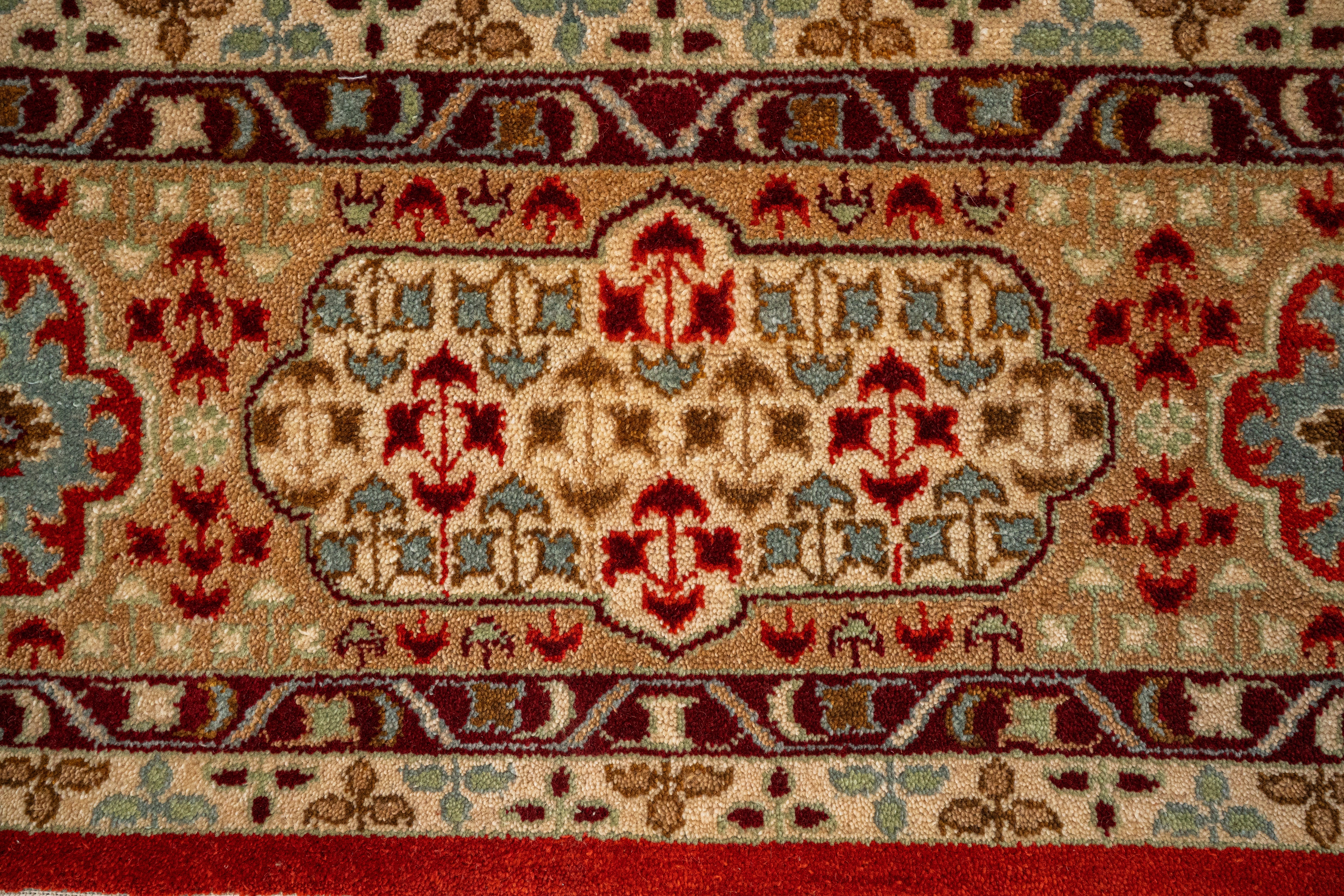 Handknotted Rug  DIA- 914 MAMLUK, Handknotted Carpet Mordant Red, Antique Brass, Seal Brown & Smoke