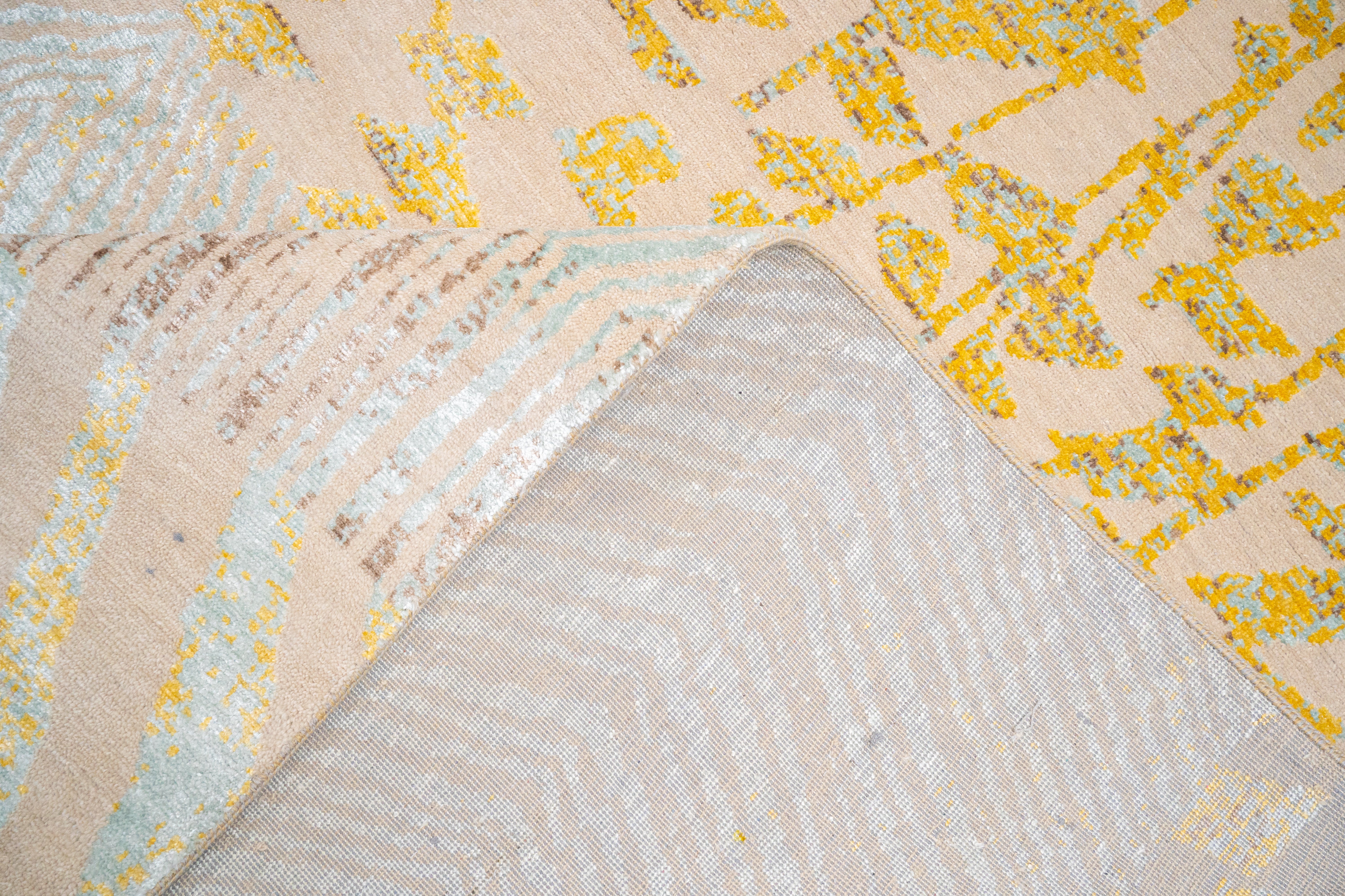 Handknotted Carpet, DIA- 920 N-193, Dark Vanilla, Orange-Yellow & Jet Stream