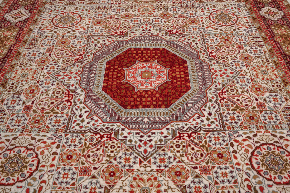 Handknotted Carpet DIA- 922 MAMLUK,  Ivory, Brown Multi