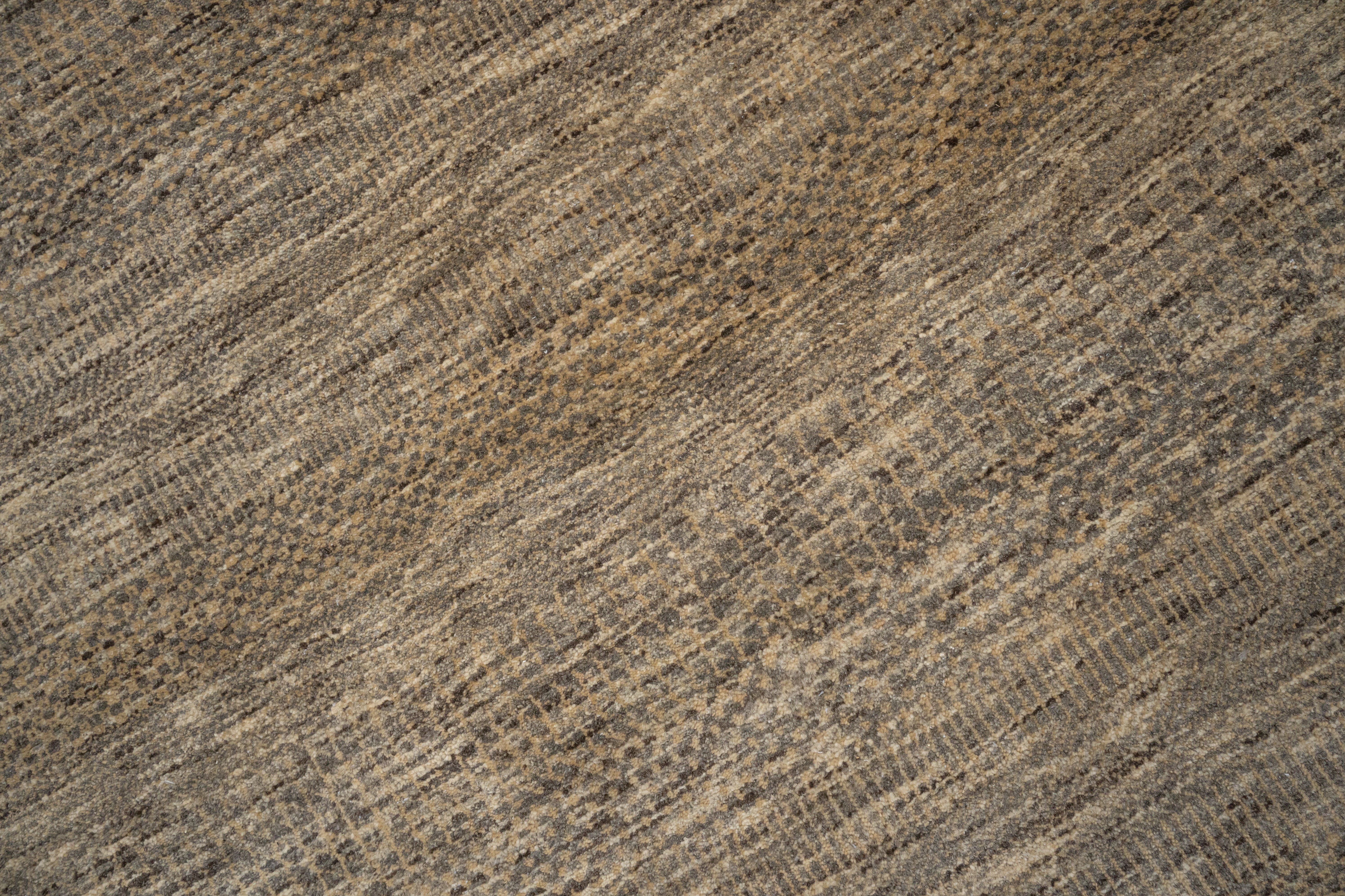 Handknotted Rug  DIA- 933 MCN French Bistre & Umber