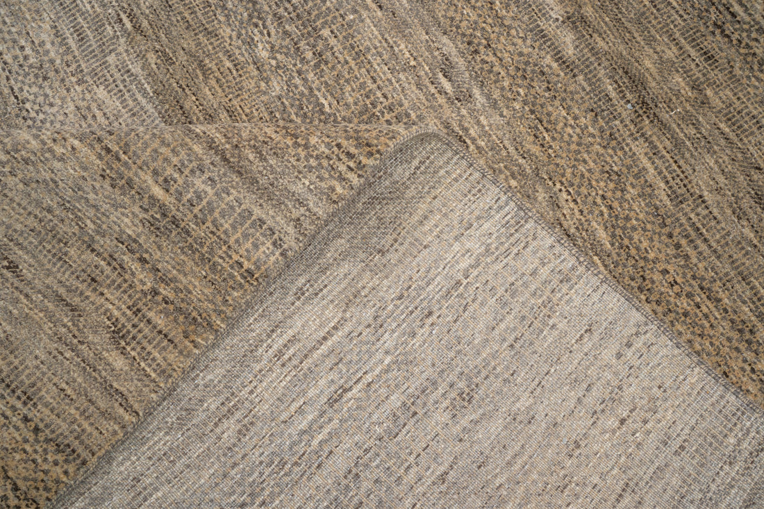 Handknotted Rug  DIA- 933 MCN French Bistre & Umber