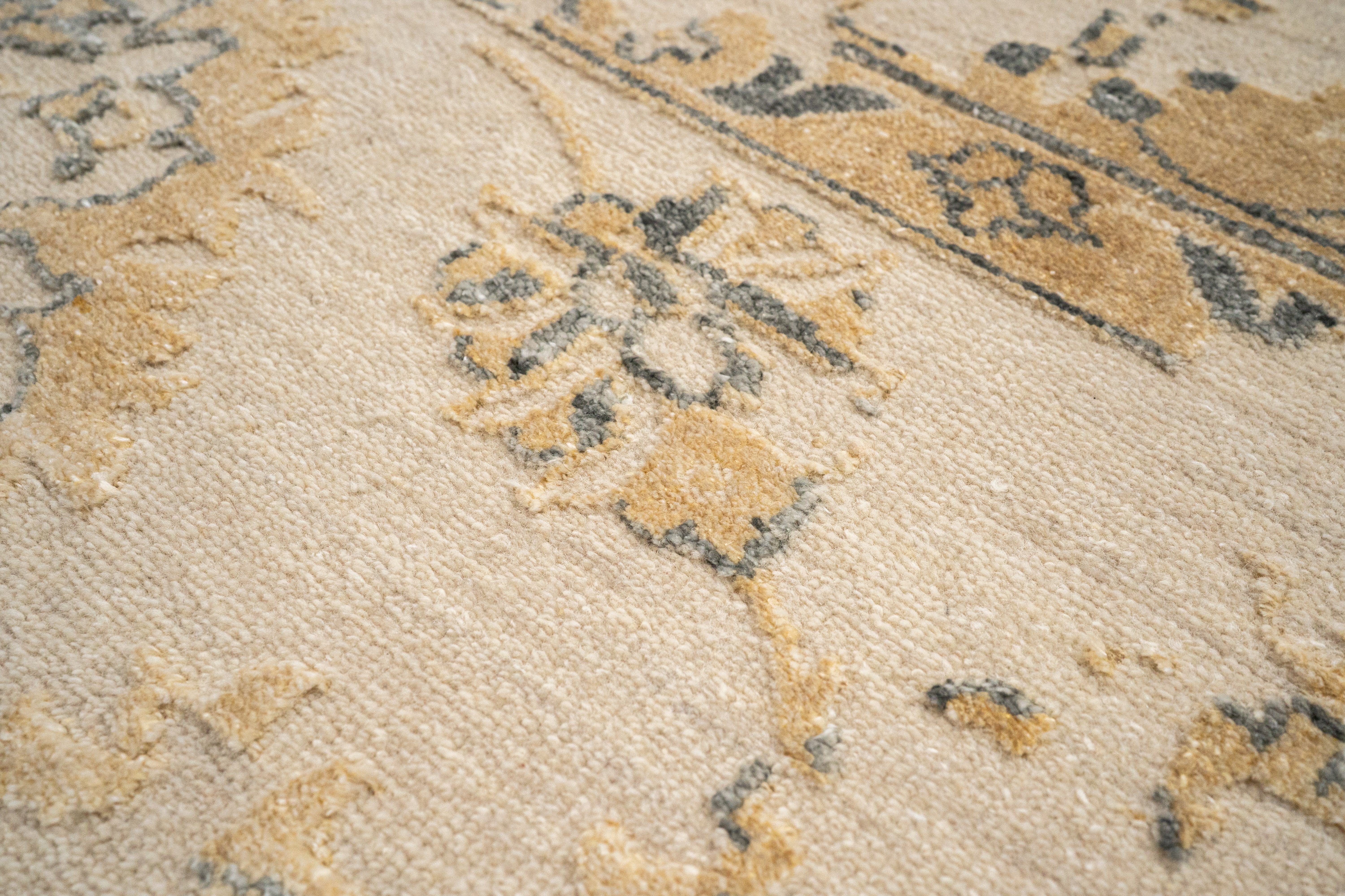 Handknotted Carpet DIA- 937- 98 JN