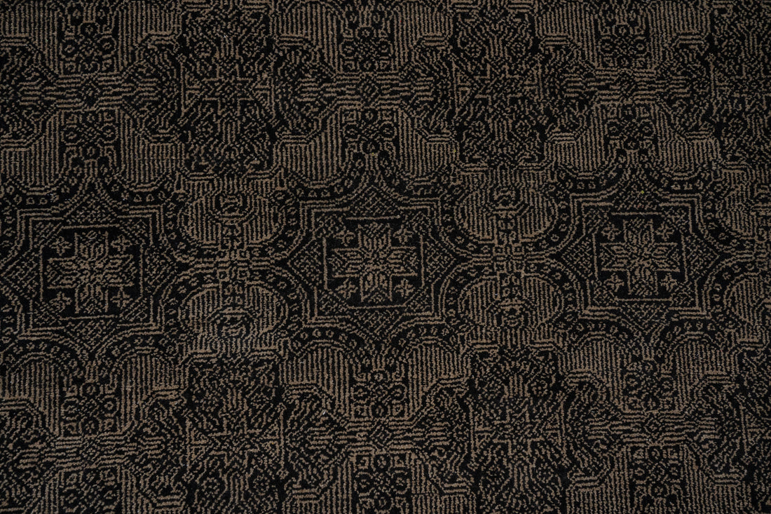 Handknotted Carpet, DIA: 944 MC-2, Vampire & Black Shadow