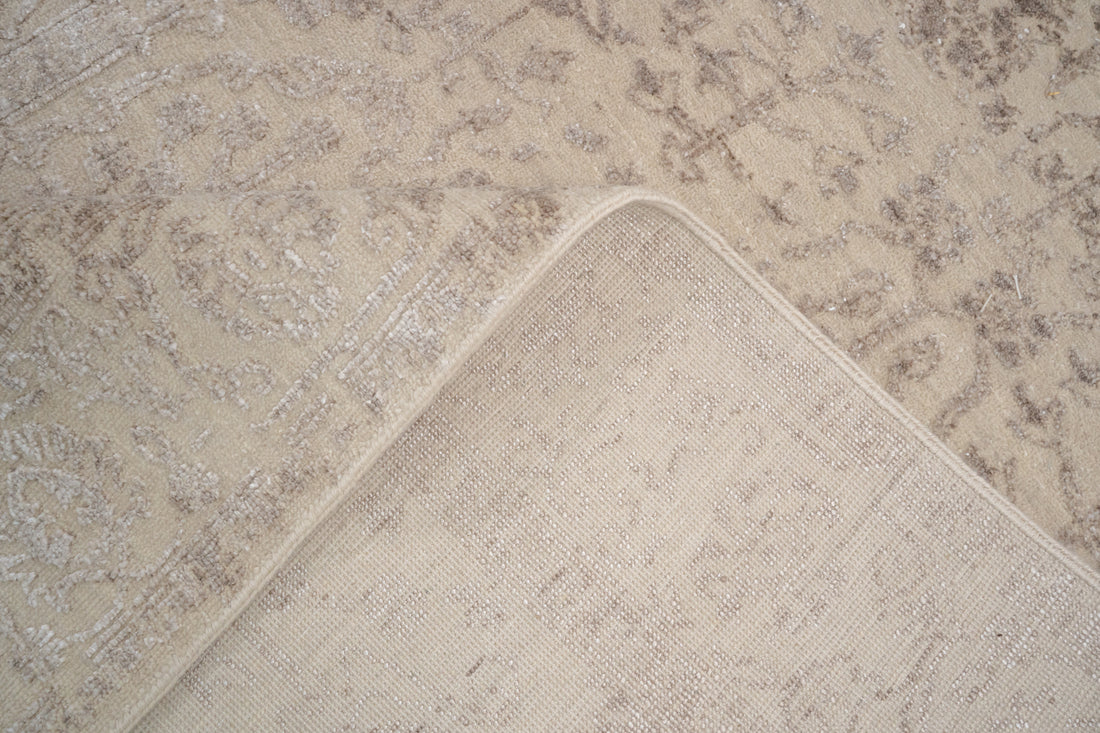 Handknotted Rug  DIA- 945 VASE 3 Ivory & Brown