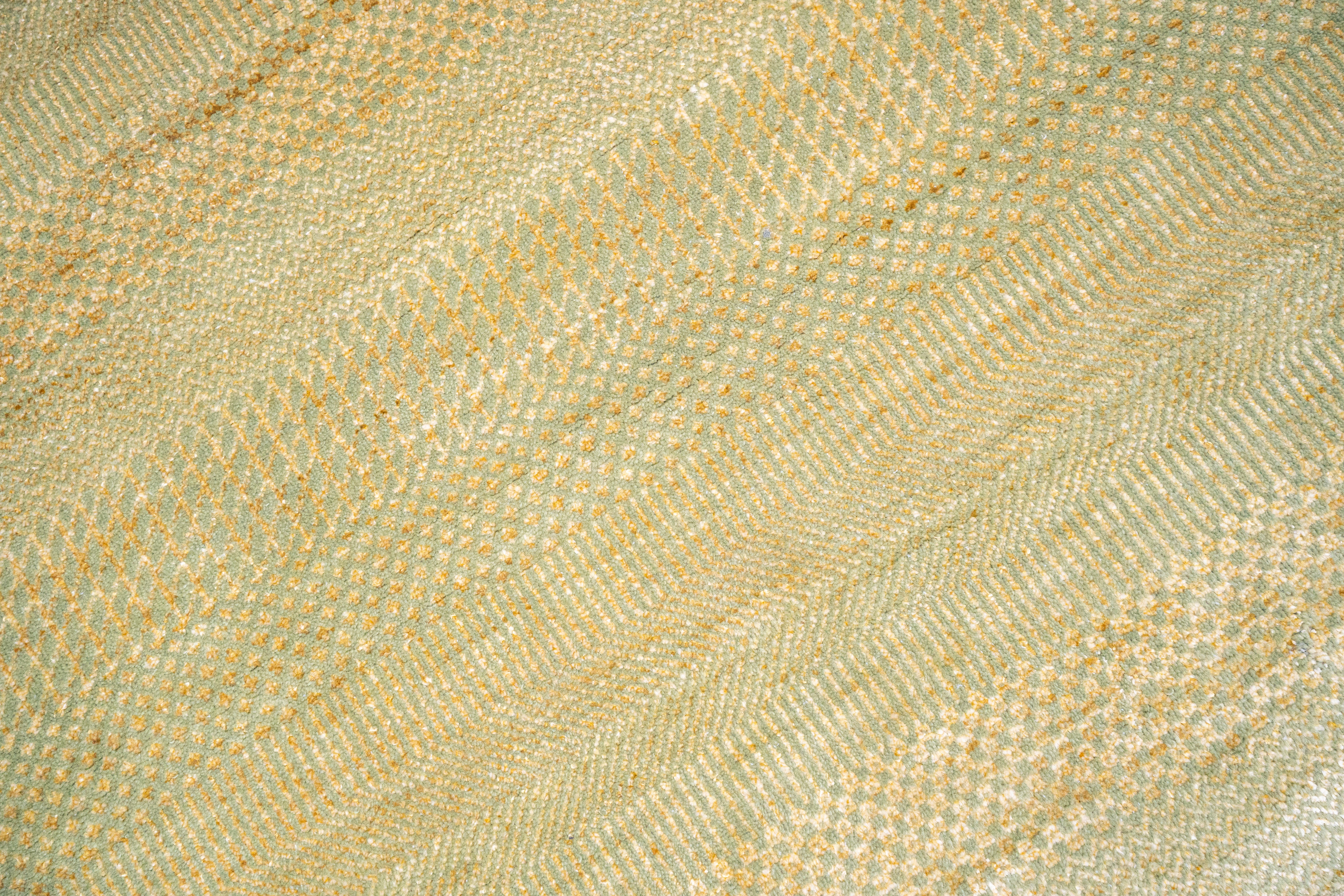 Handknotted Carpet, DIA: 948  MCN, Sage Earth Yellow