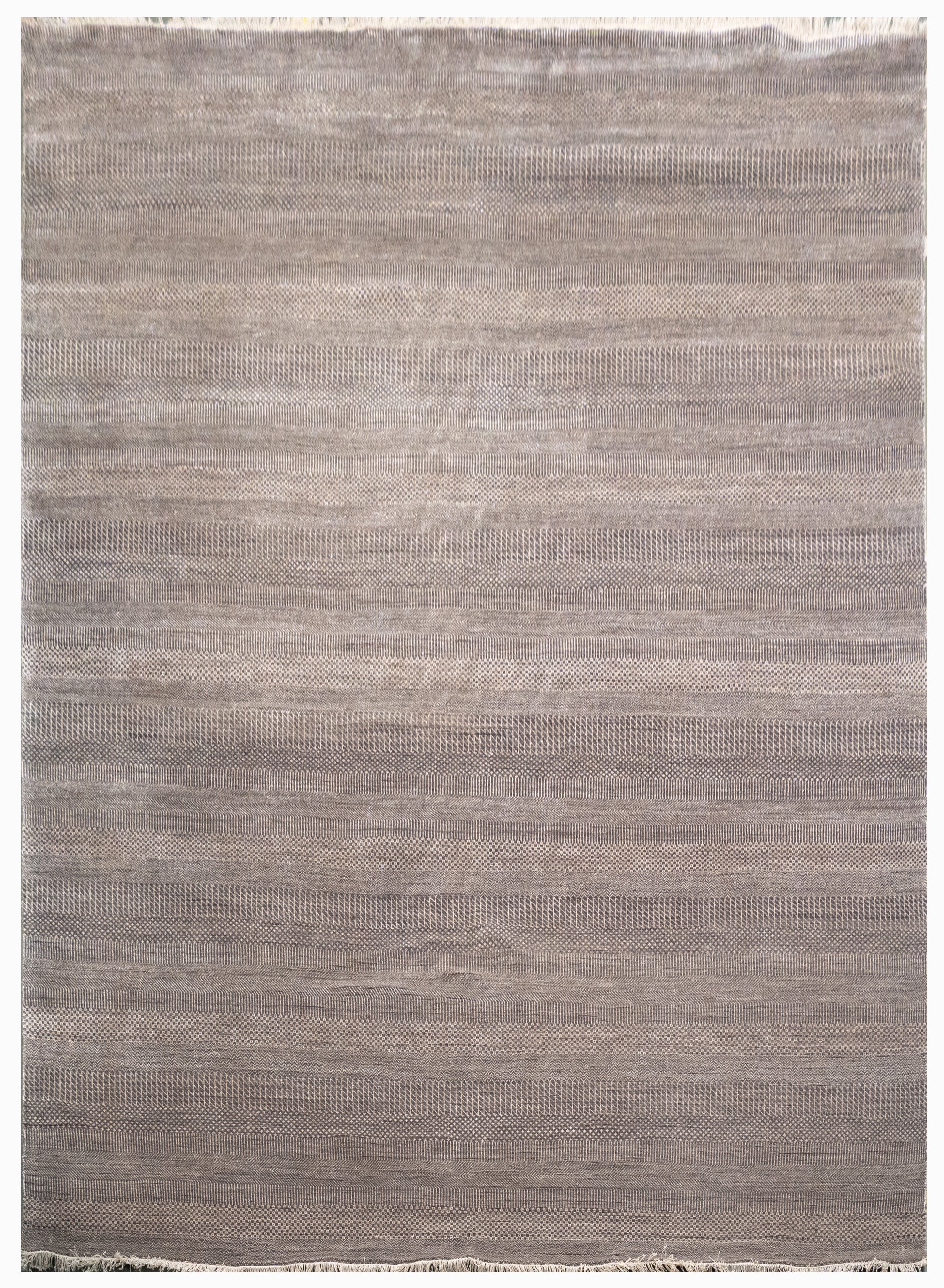 Handknotted Carpet, DIA- 952 MCN, Silver Pink & Wenge