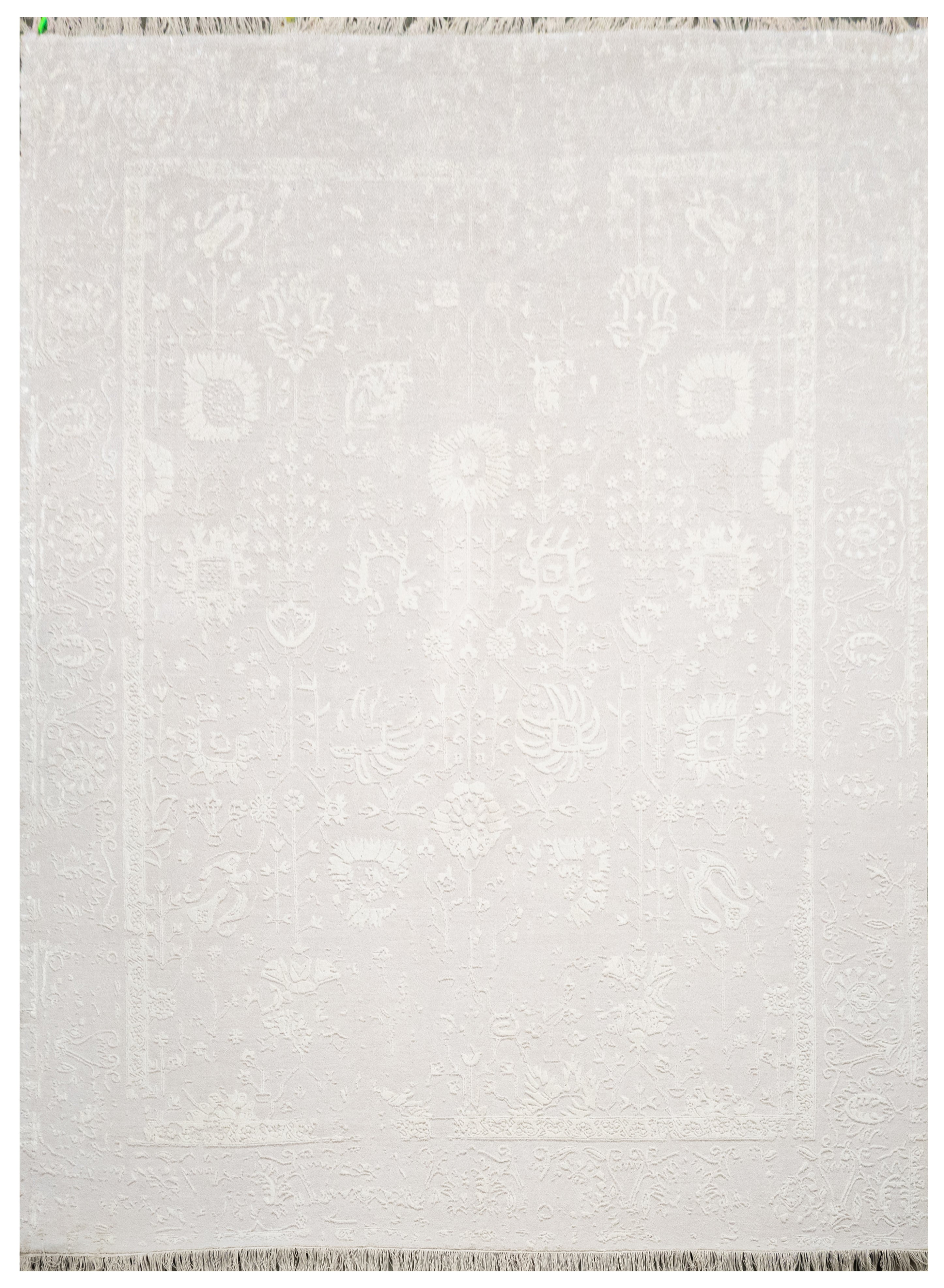Handknotted Rug  DIA- 960 VASE 3,  Ivory & Ivory