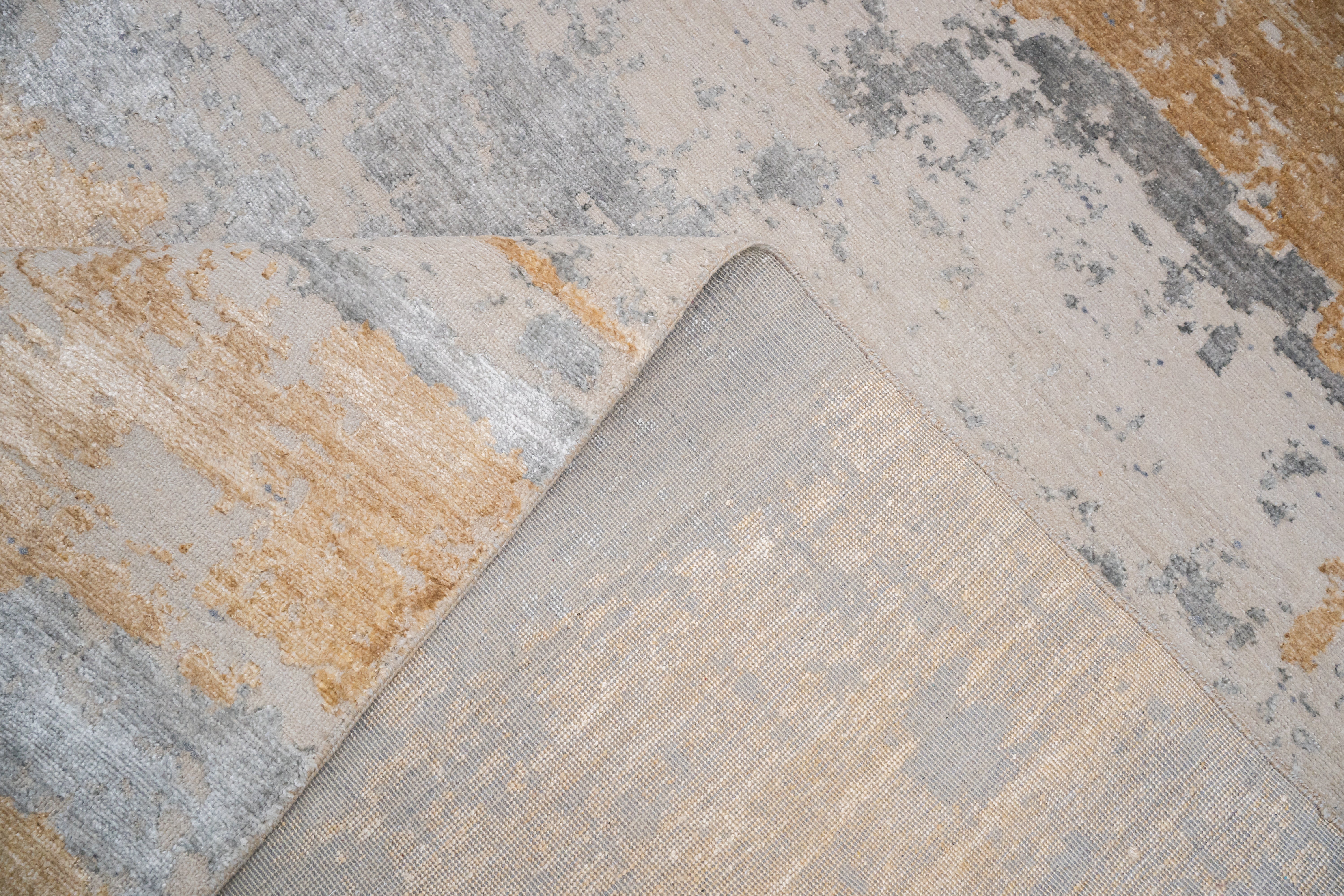 Abstract Handknotted Carpet DIA- 969 GALAXY 23, Pale Silver, French Beige &amp; Davy's Grey