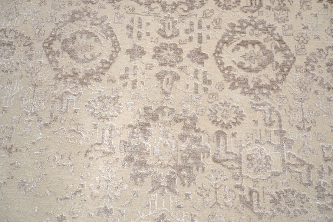 Handknotted Rug  DIA- 985 DC MAHAL Pearl & Grullo