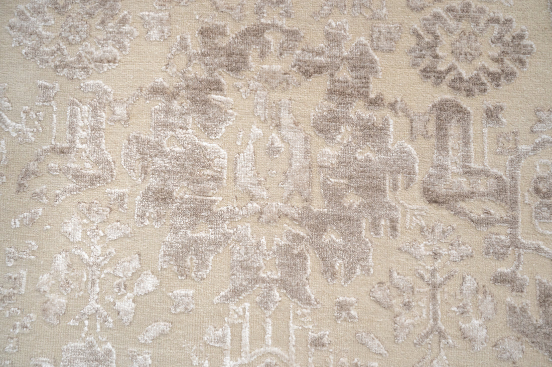 Handknotted Rug  DIA- 985 DC MAHAL Pearl & Grullo