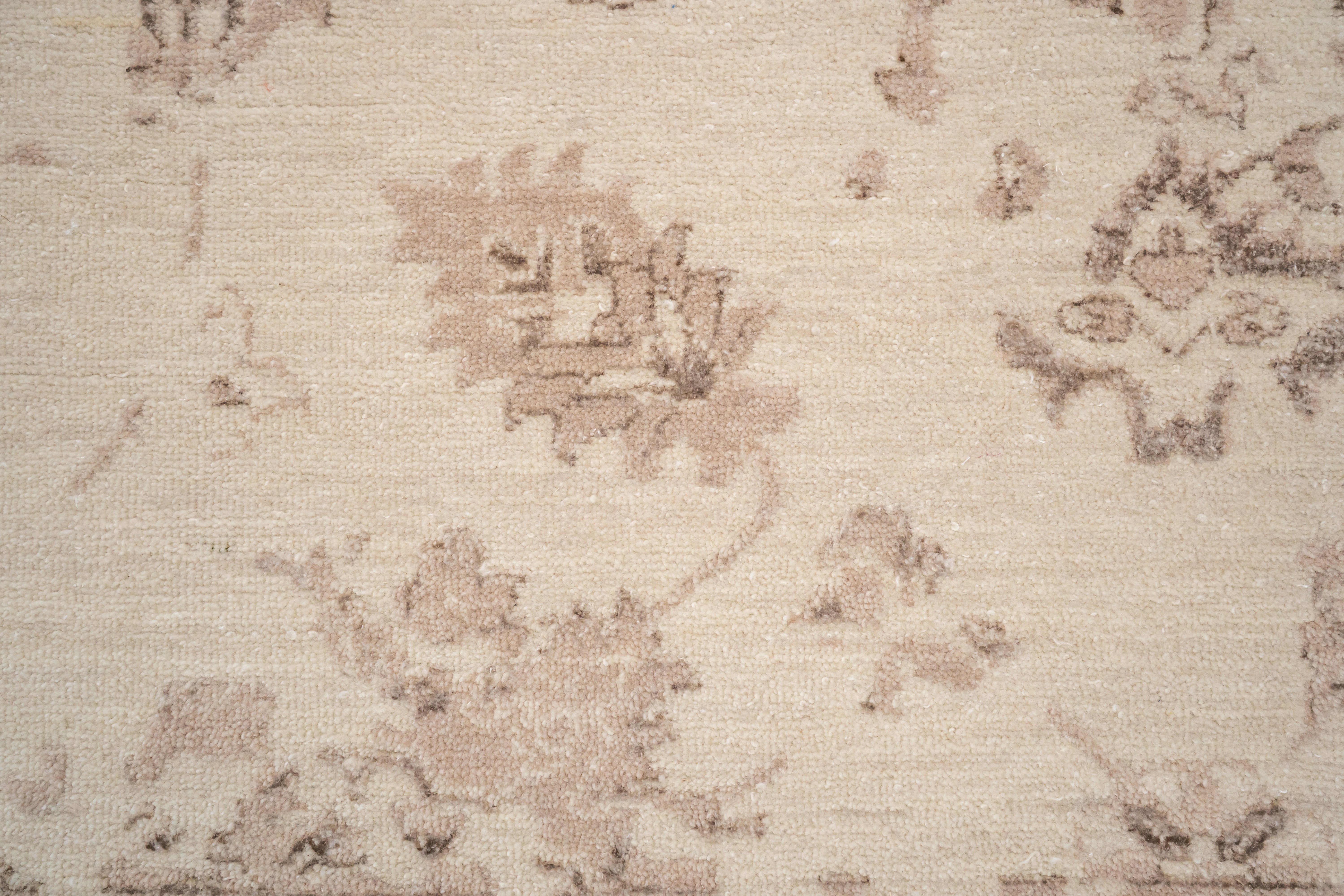 HandKnotted Modern Design Carpet DIA- 986 - 98 JN Ivory, Tuscany & Pastel Brown