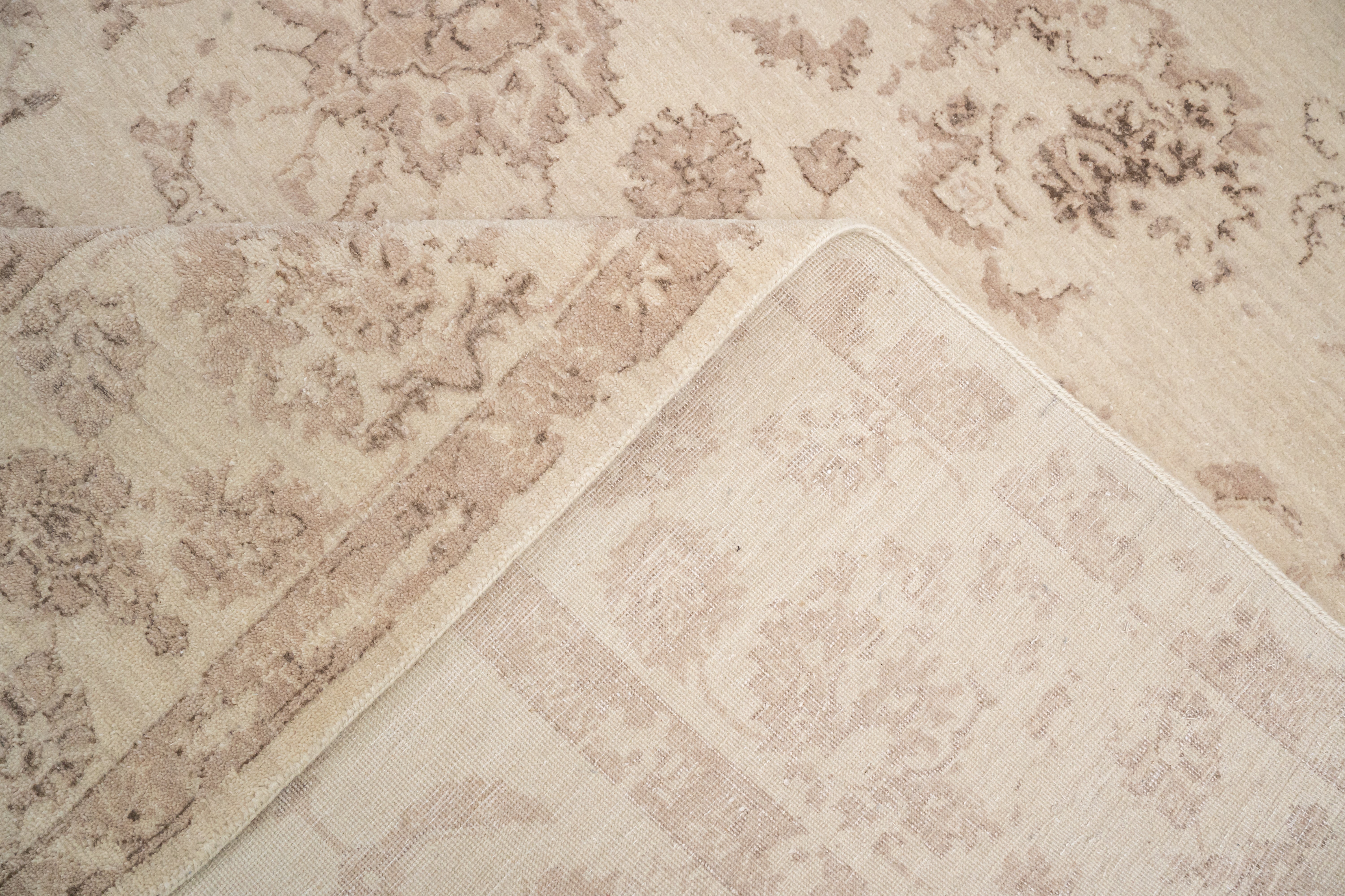 HandKnotted Modern Design Carpet DIA- 986 - 98 JN Ivory, Tuscany & Pastel Brown
