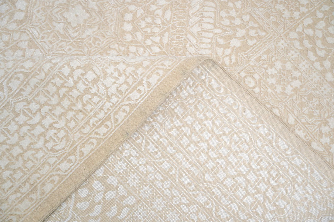 HANDKNOTTED RUG DIA- 987 MAMLUK, Ivory & White