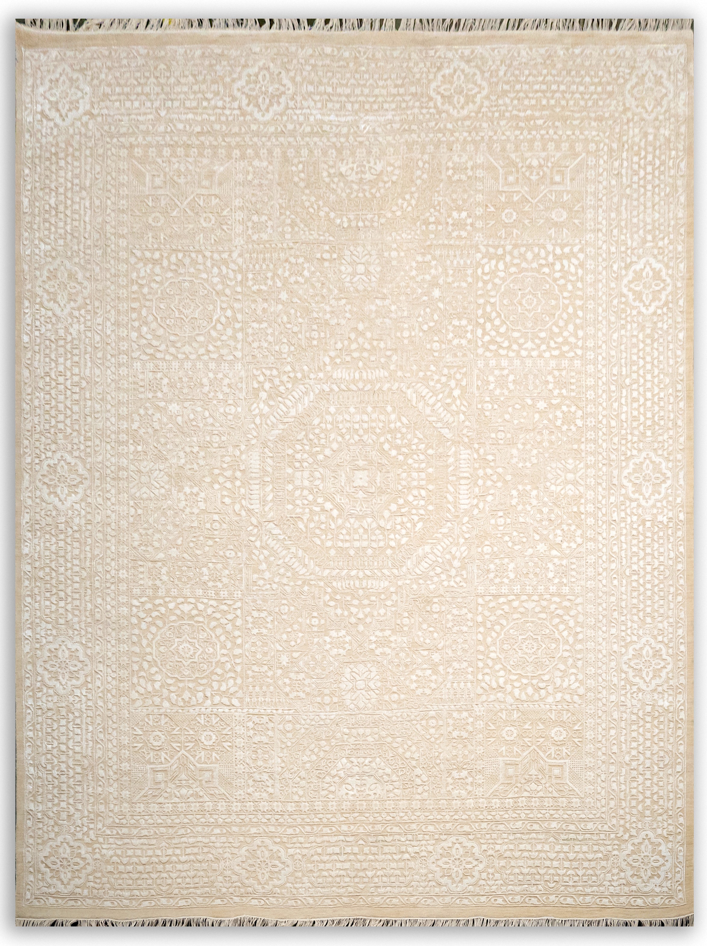 HANDKNOTTED RUG DIA- 987 MAMLUK, Ivory & White