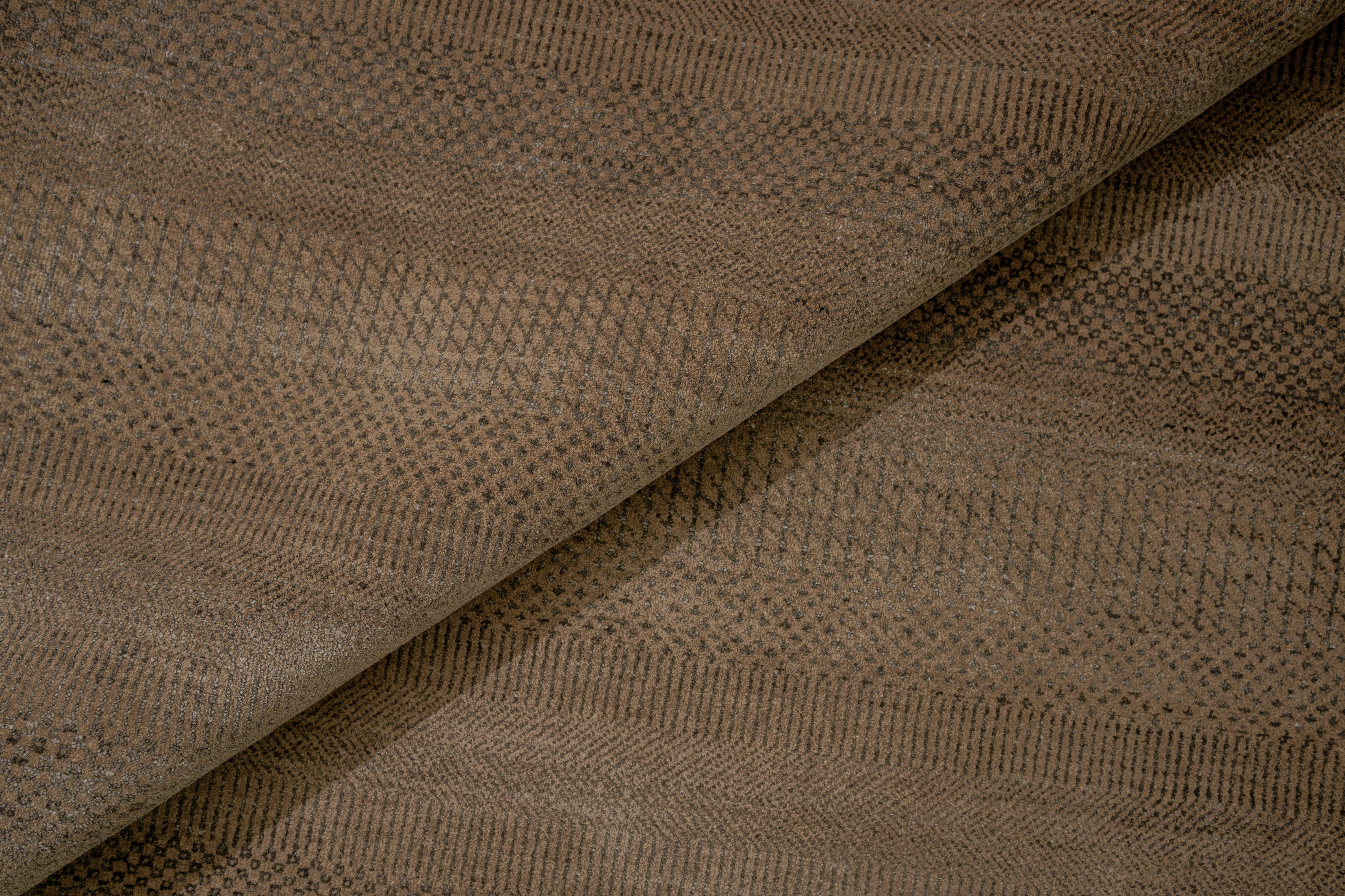 Handknotted Carpet DIA- 1617 MCN