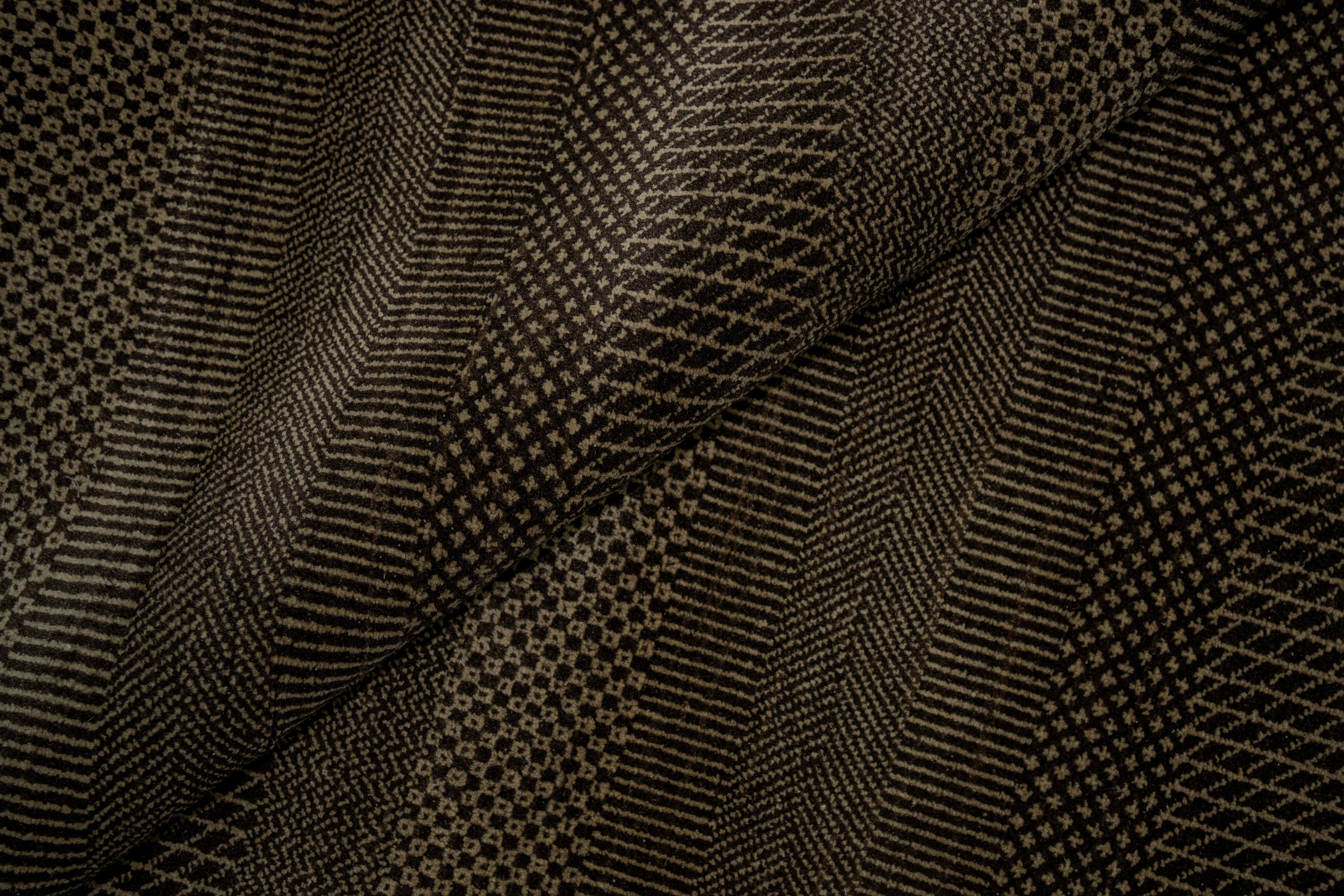 Handknotted Carpet DIA- 1637 MCN
