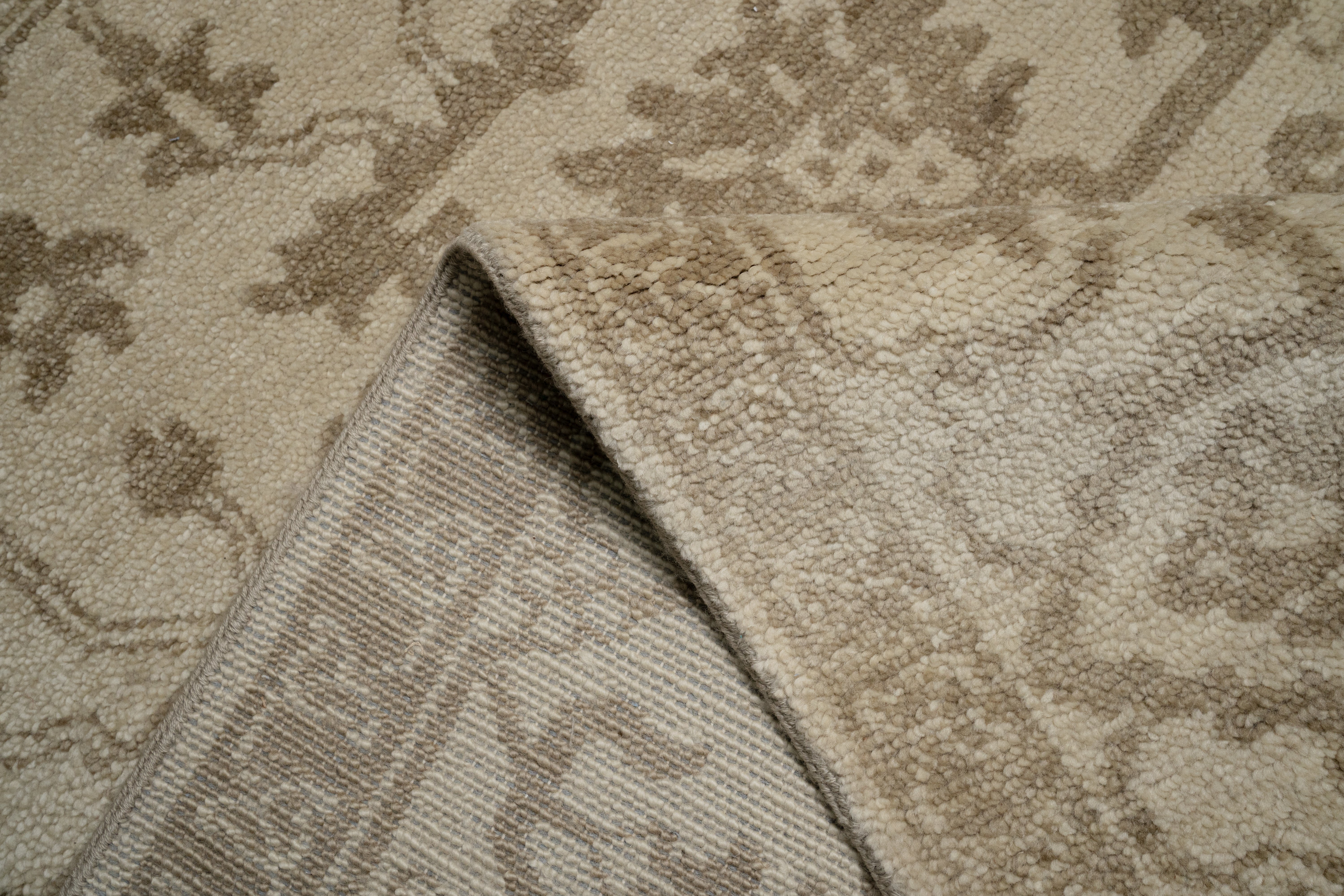 Handknotted Carpet DIA- 1865