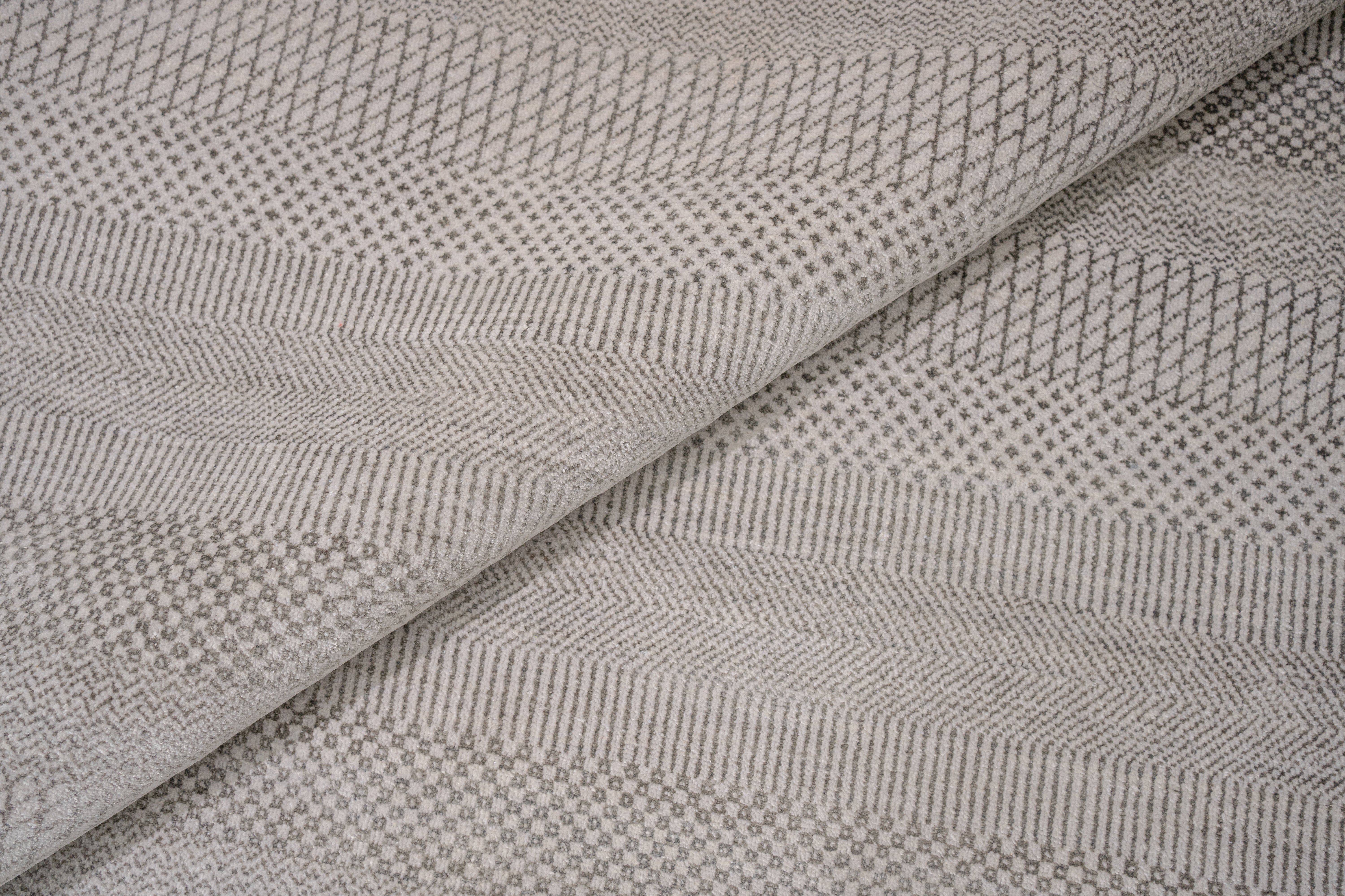 Handknotted Carpet DIA- 926 MCN