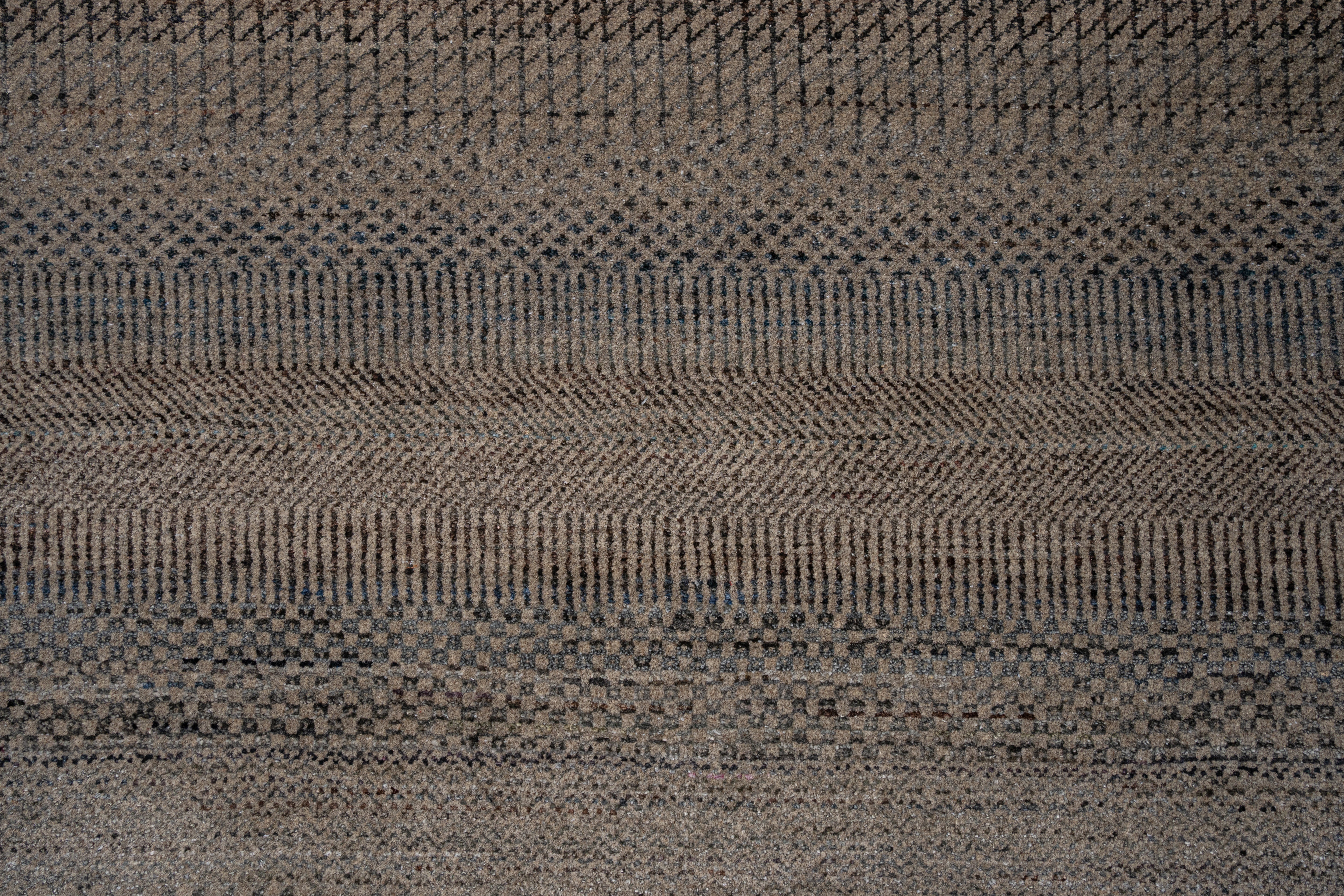 Handknotted Carpet DIA- 1025 MCN