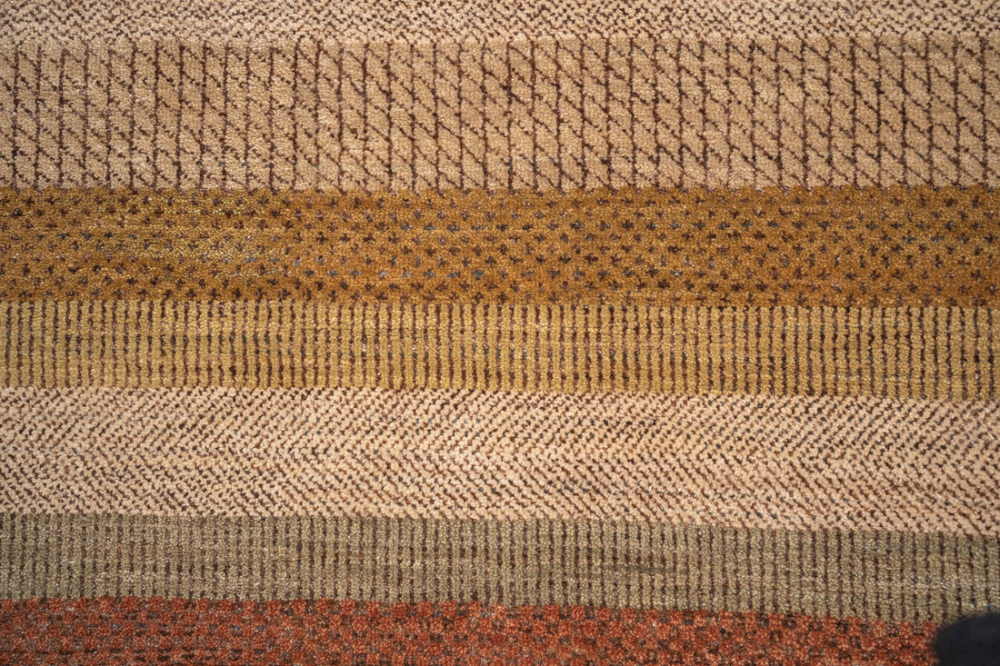 Handknotted Carpet DIA- 1091 MCN,  NAtural & Multi