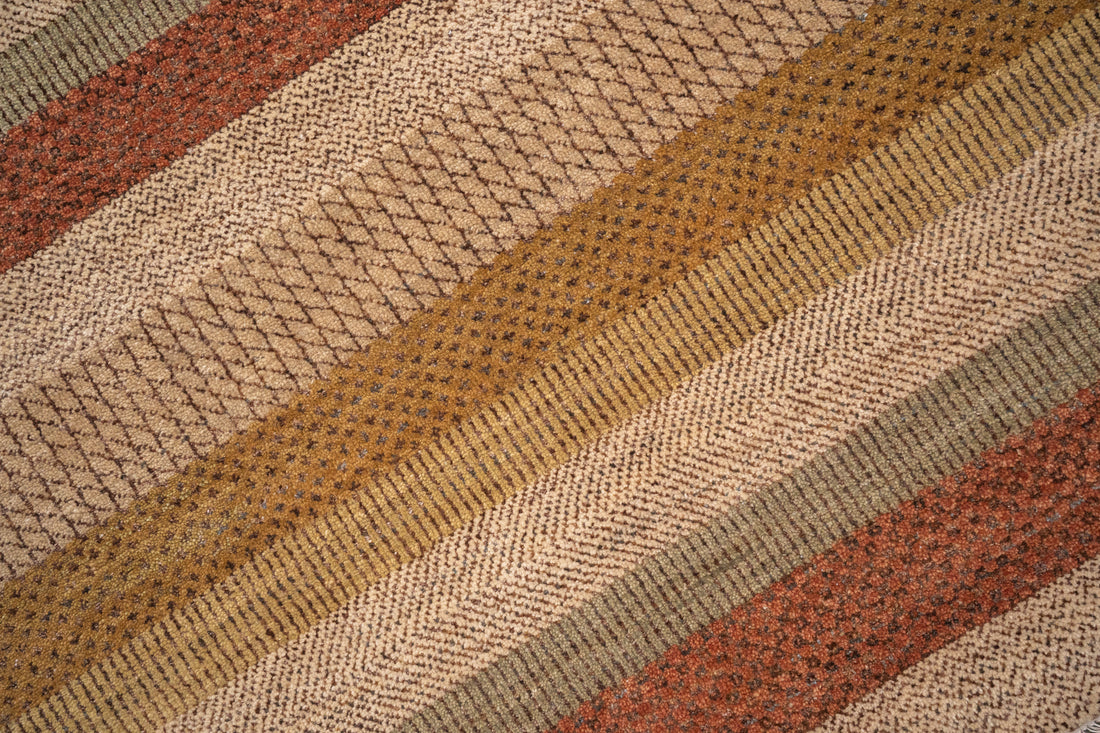 Handknotted Carpet DIA- 1091 MCN,  NAtural & Multi
