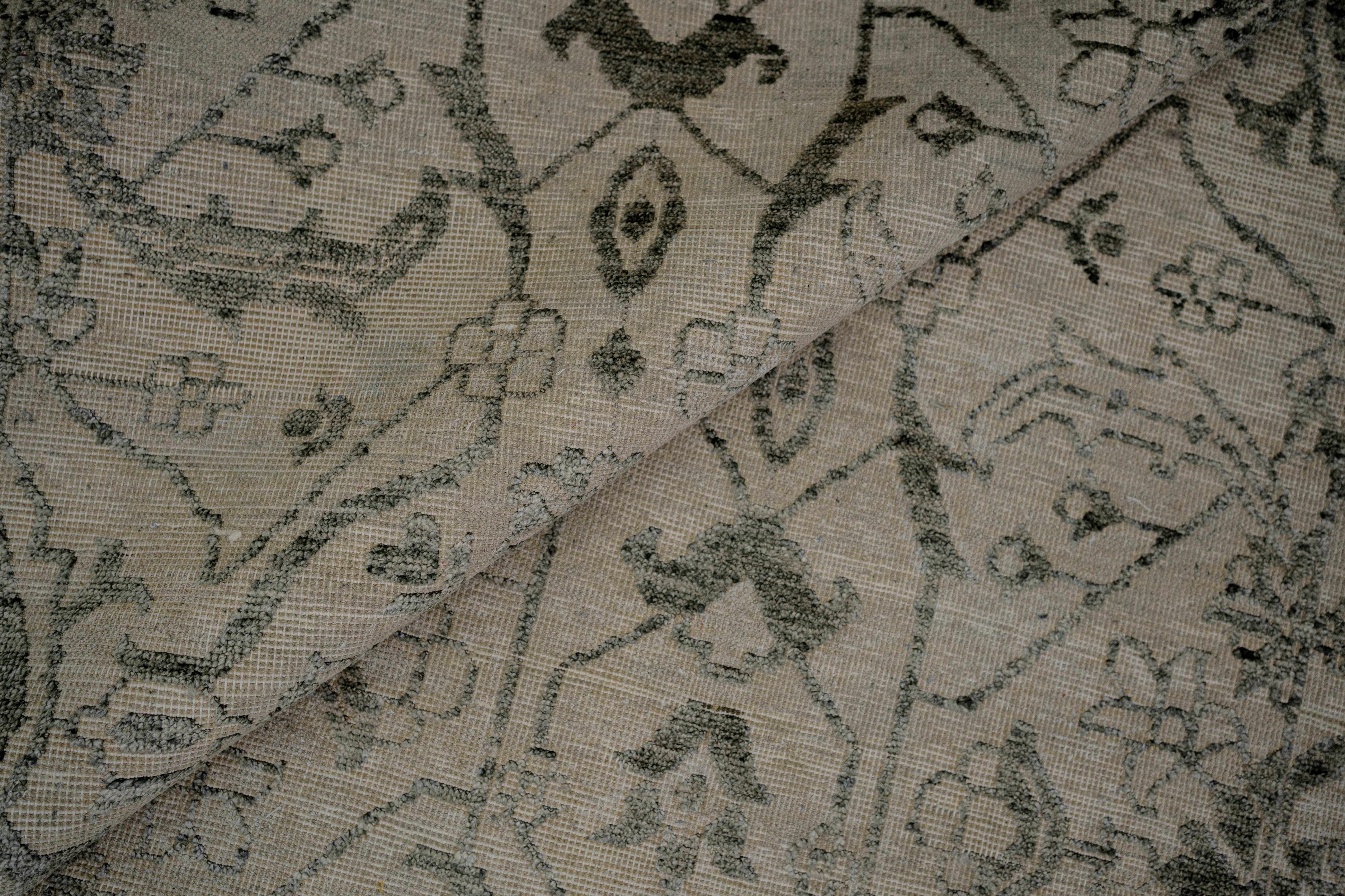 Handknotted Modern Carpet DIA- 106