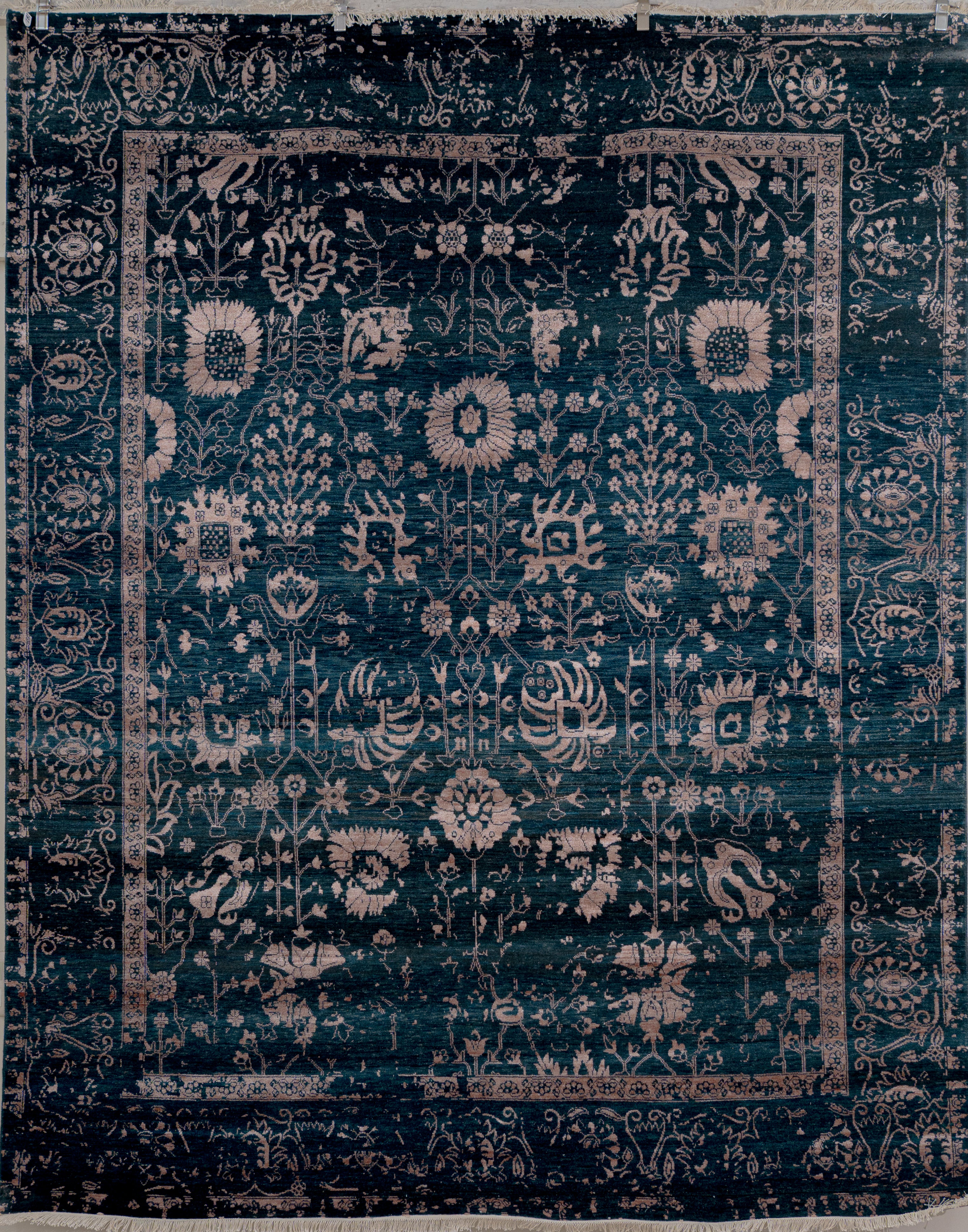 Handknotted Modern Carpet DIA- 181 VASE 3