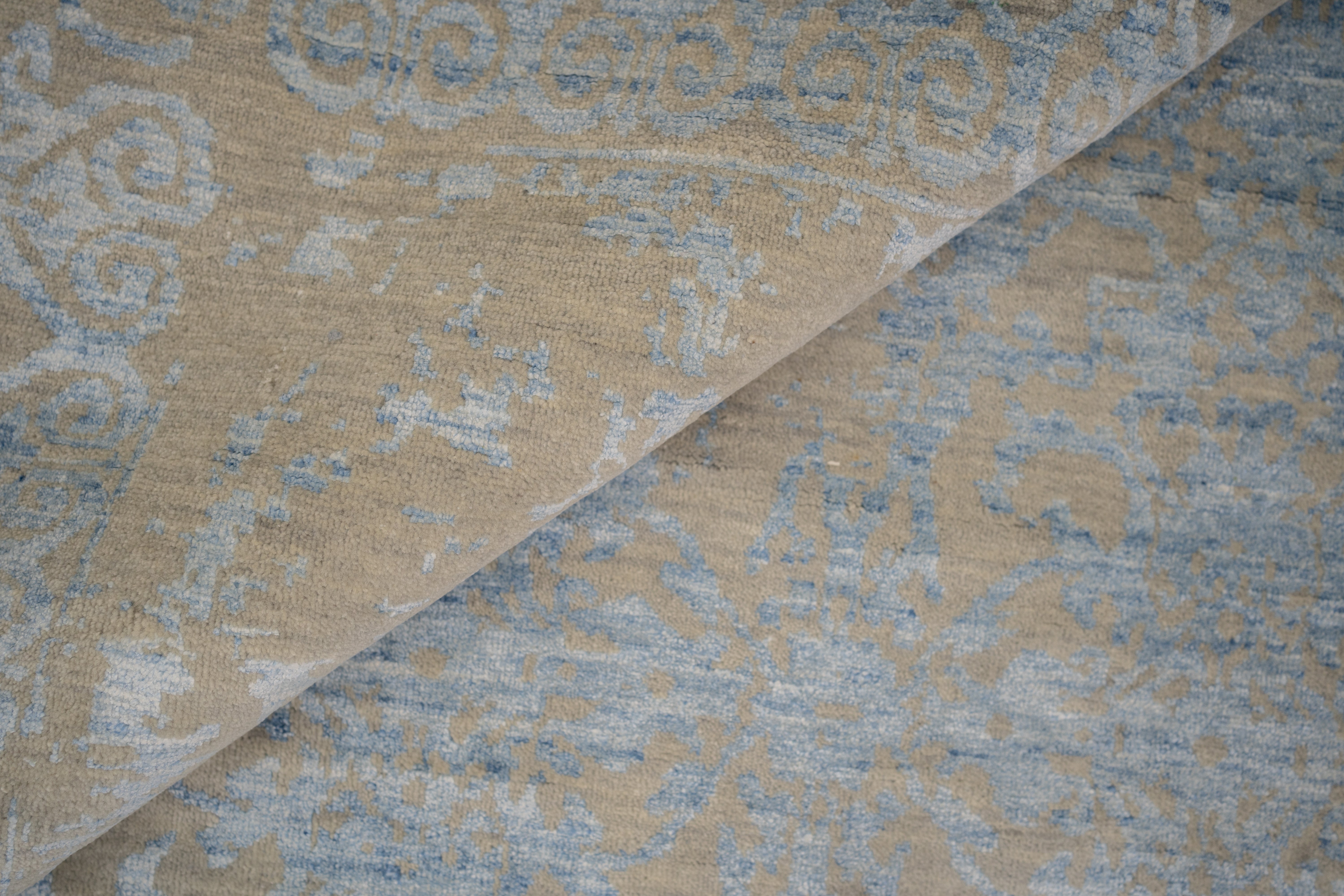 Handknotted Modern Carpet DIA- 1943