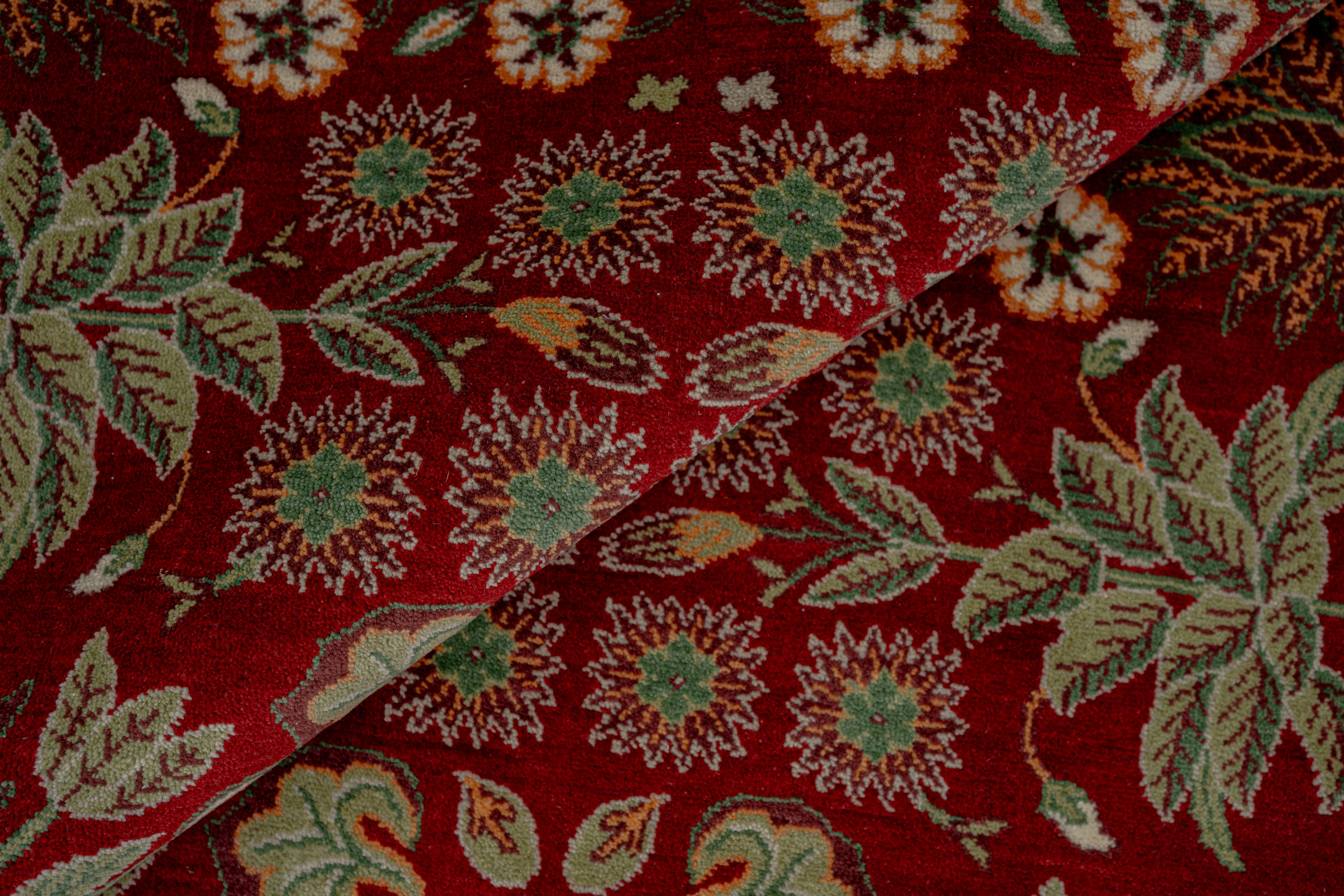 Handknotted Carpet DIA- 284